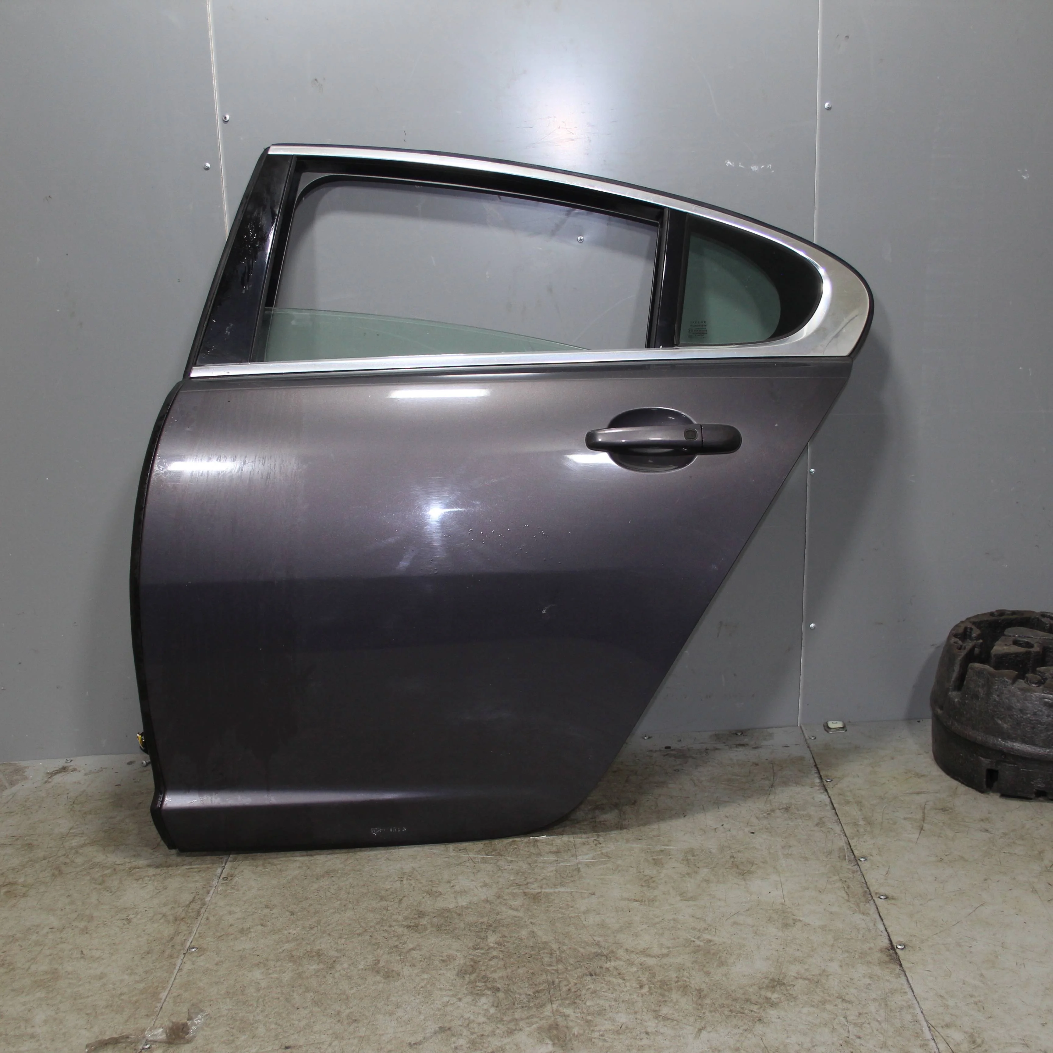 Дверь задняя левая JAGUAR XF I (2007—2011)