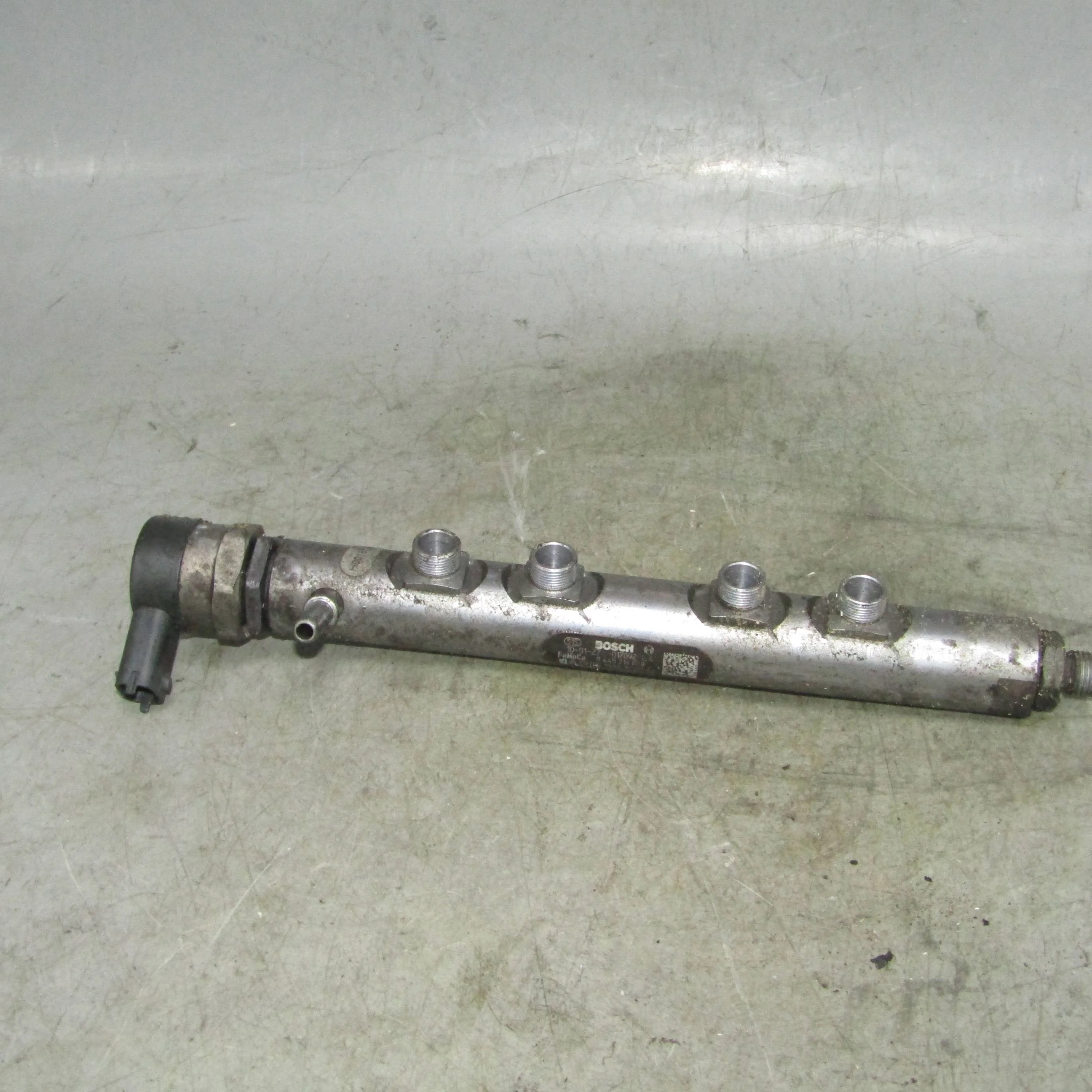 Рейка топливная (рампа) JAGUAR XF I (2007—2011)