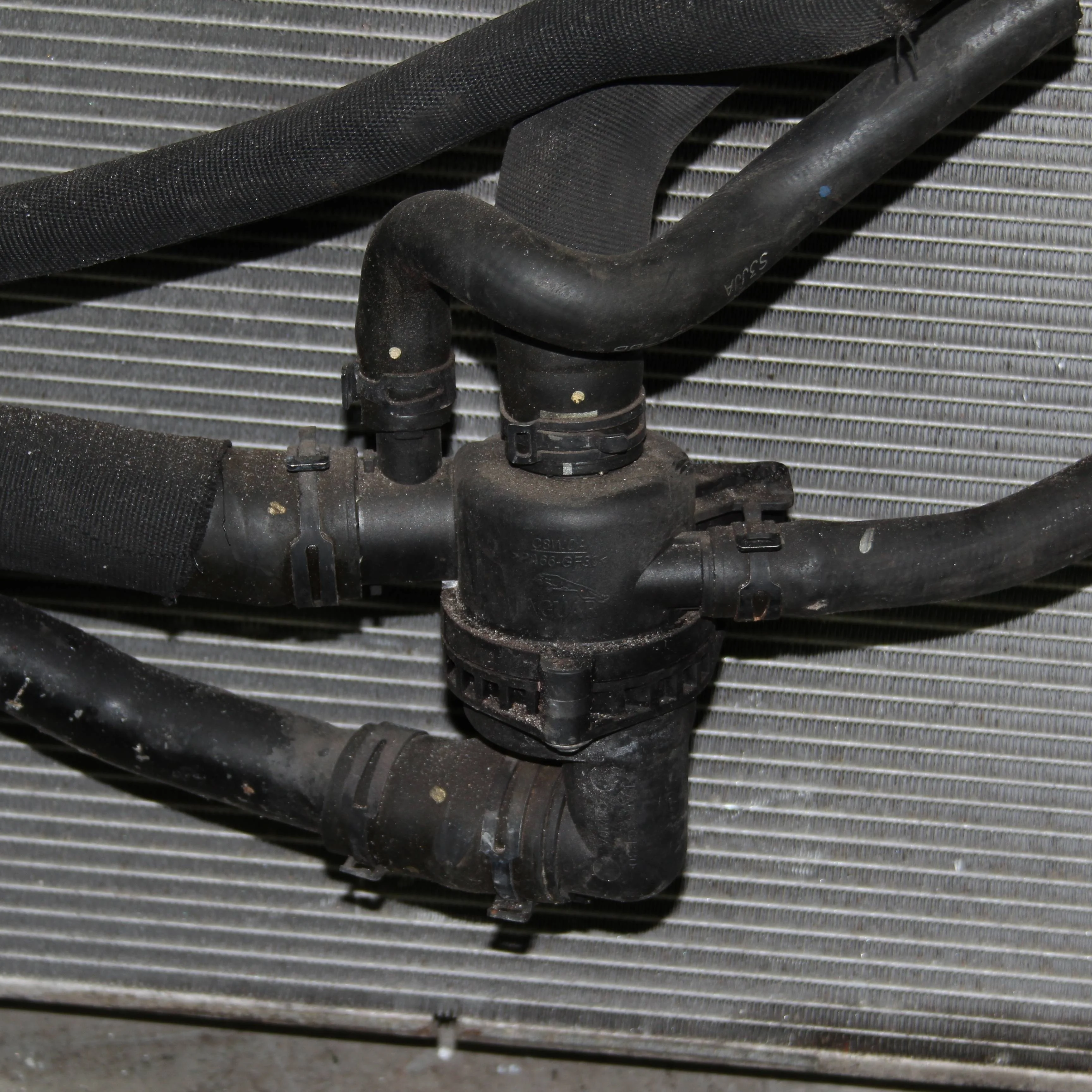 Корпус термостата JAGUAR XF I (2007—2011)