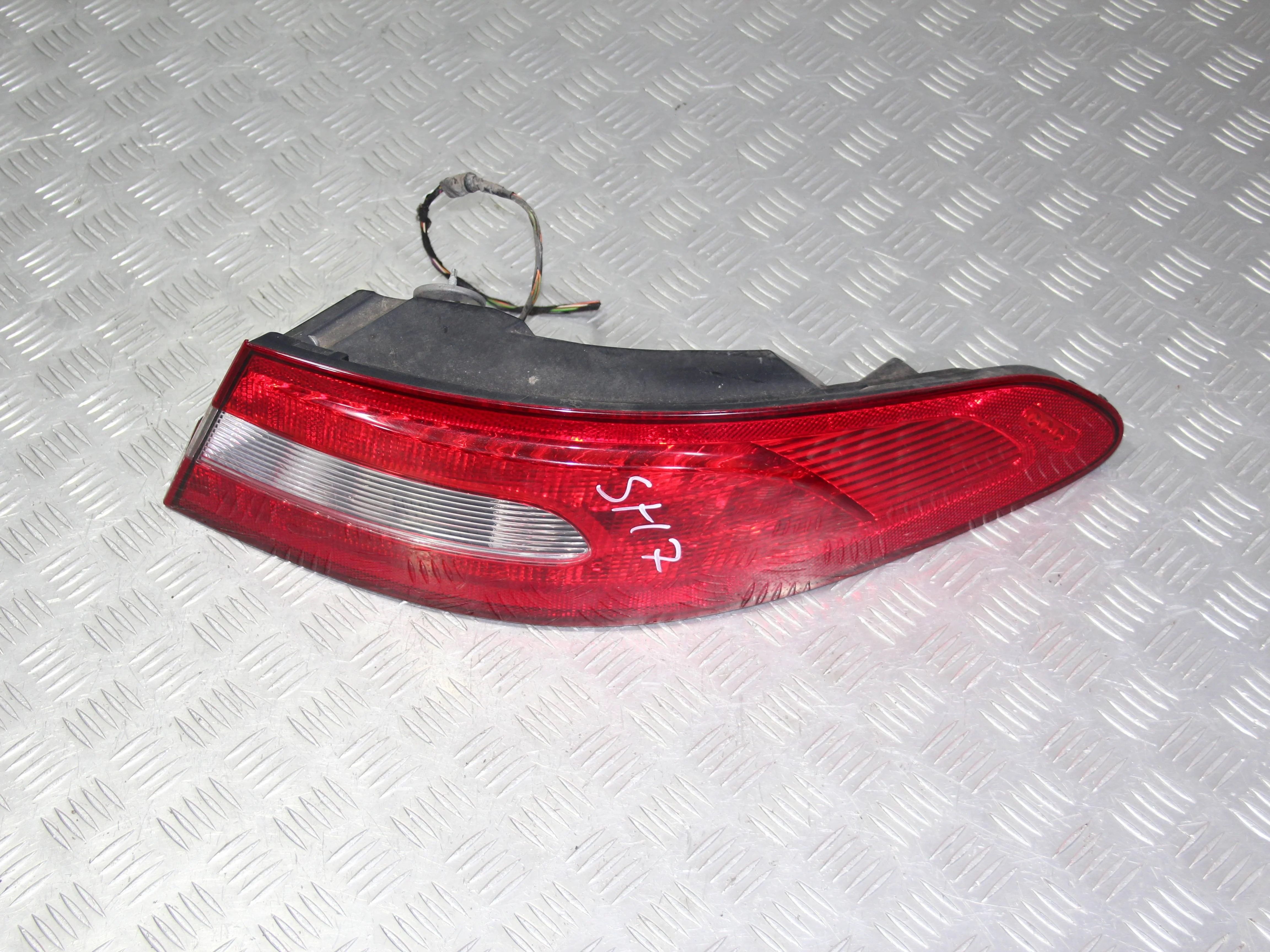 Фонарь задний наружный правый JAGUAR XF I (2007—2