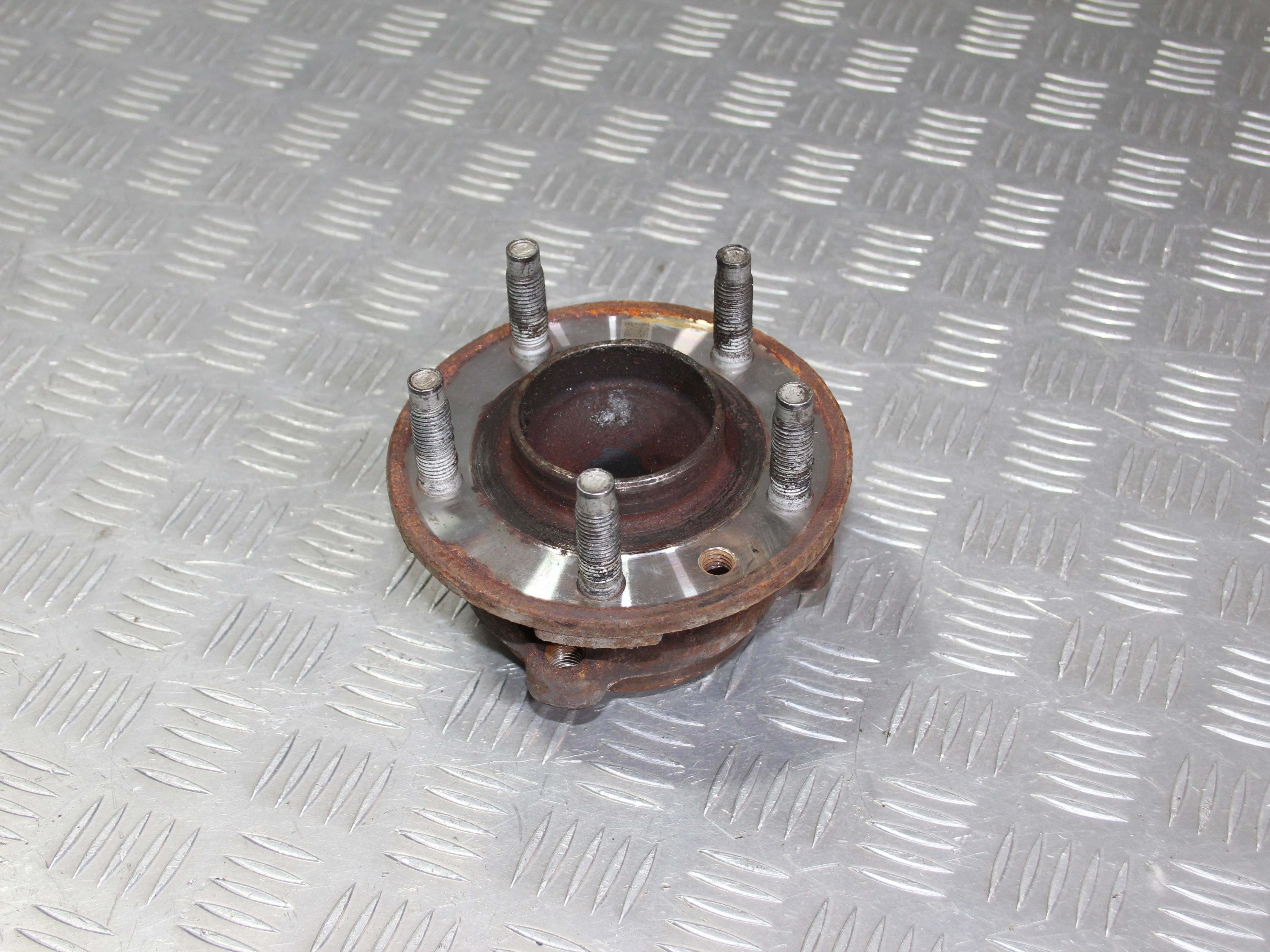 Ступица передняя JAGUAR XE I (2015—2019)