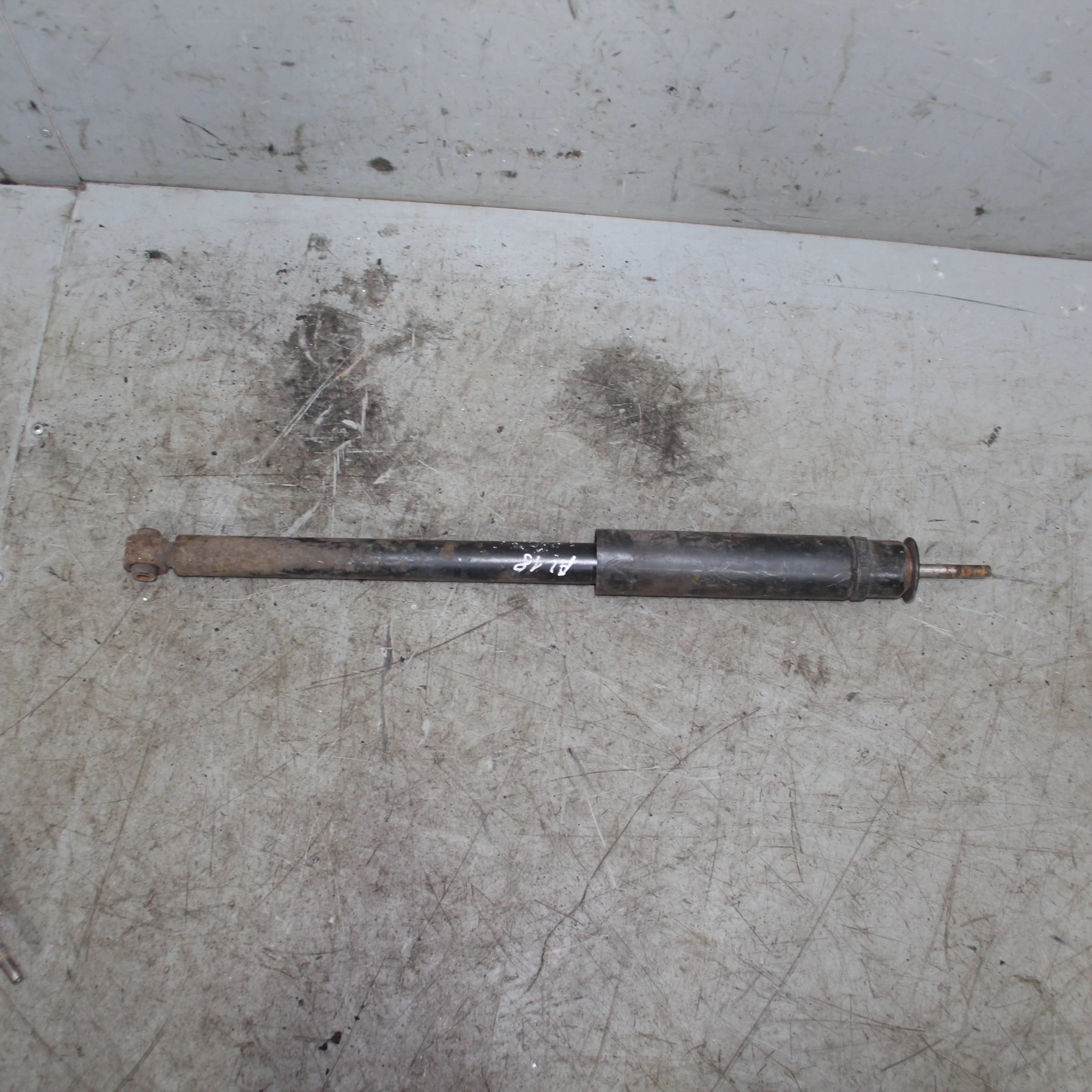 Амортизатор задний HONDA Civic IX (2011—2015)