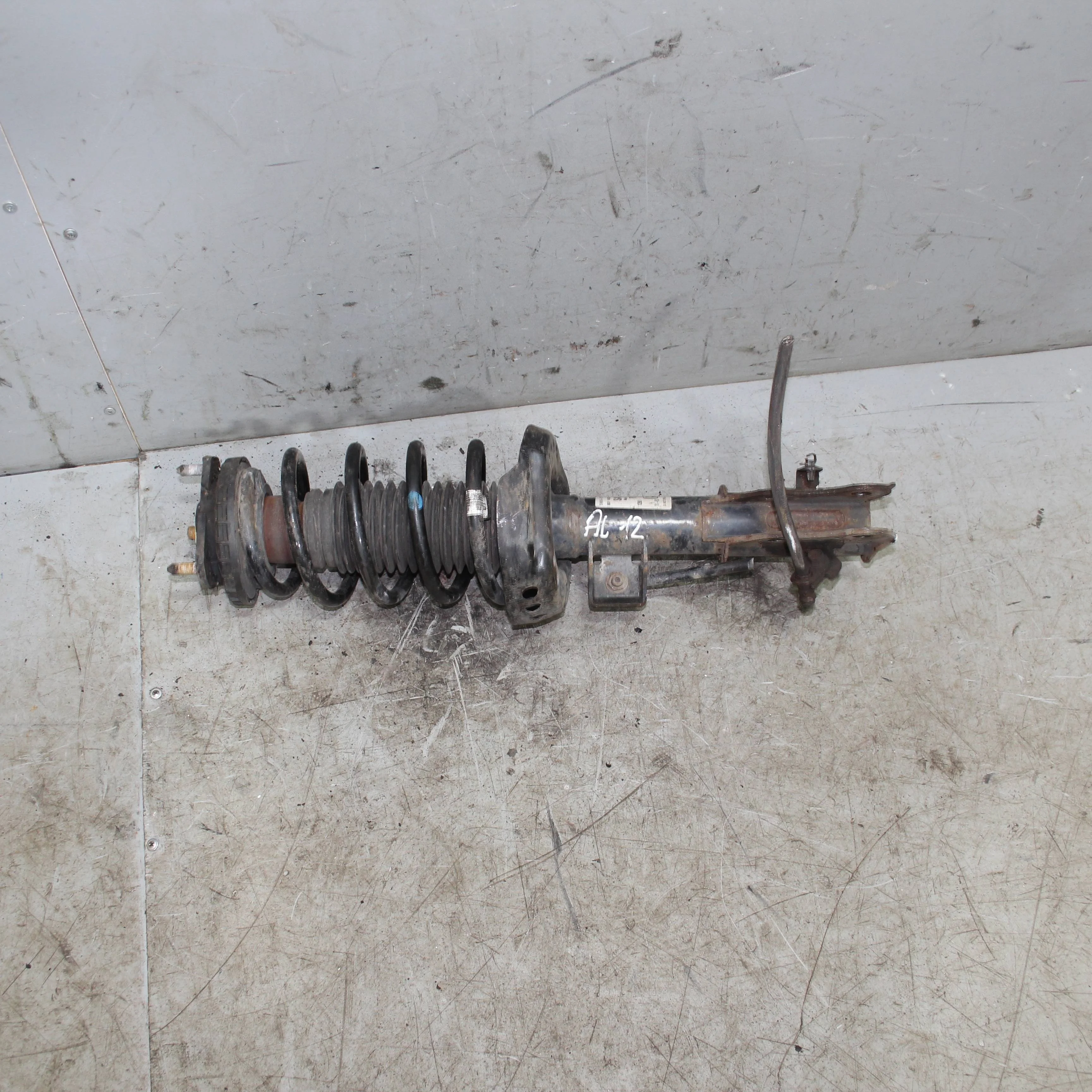 Амортизатор передний правый HONDA Civic IX (2011—