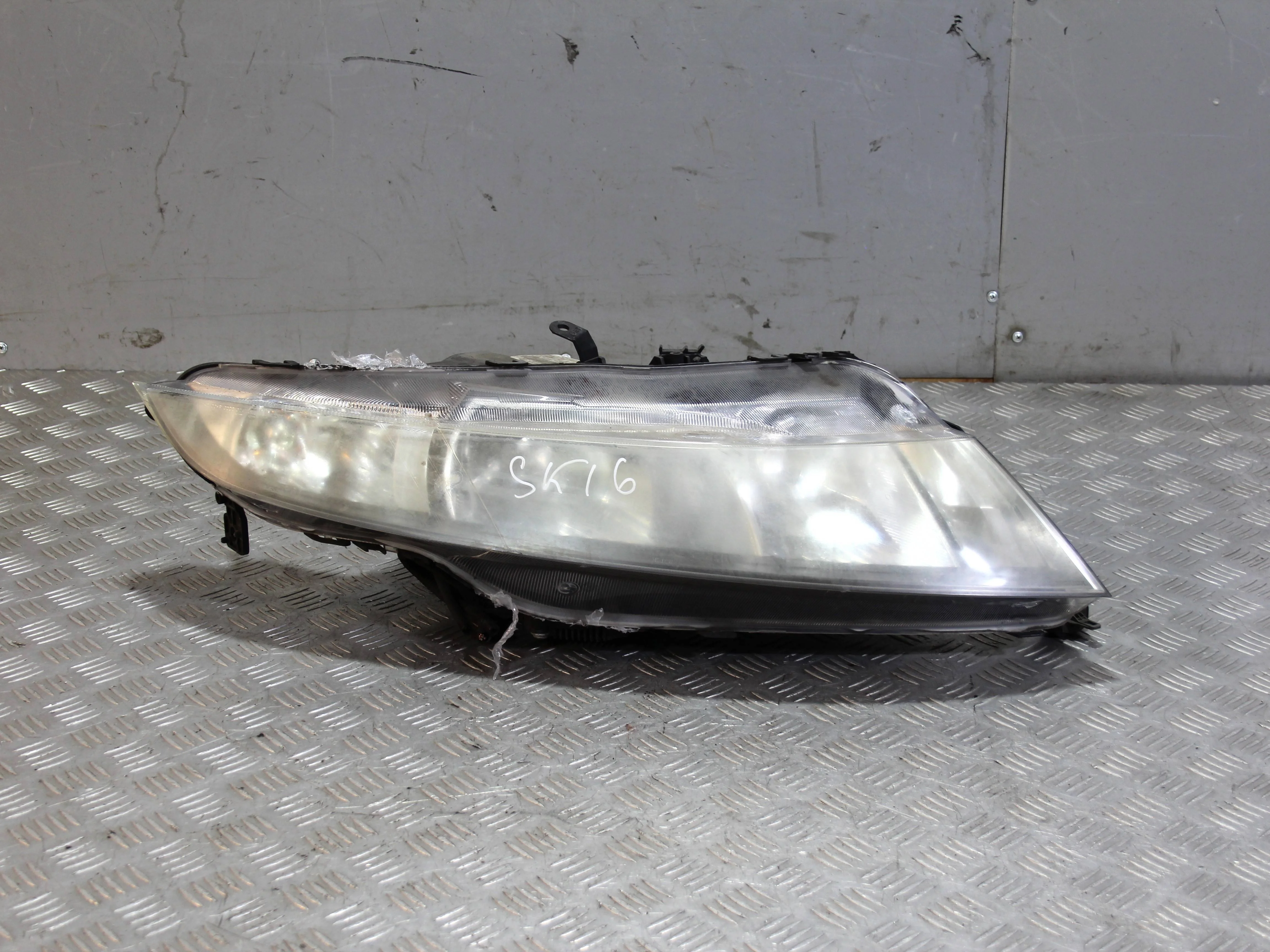 Фара правая ксенон HONDA Civic VIII (2005—2009)