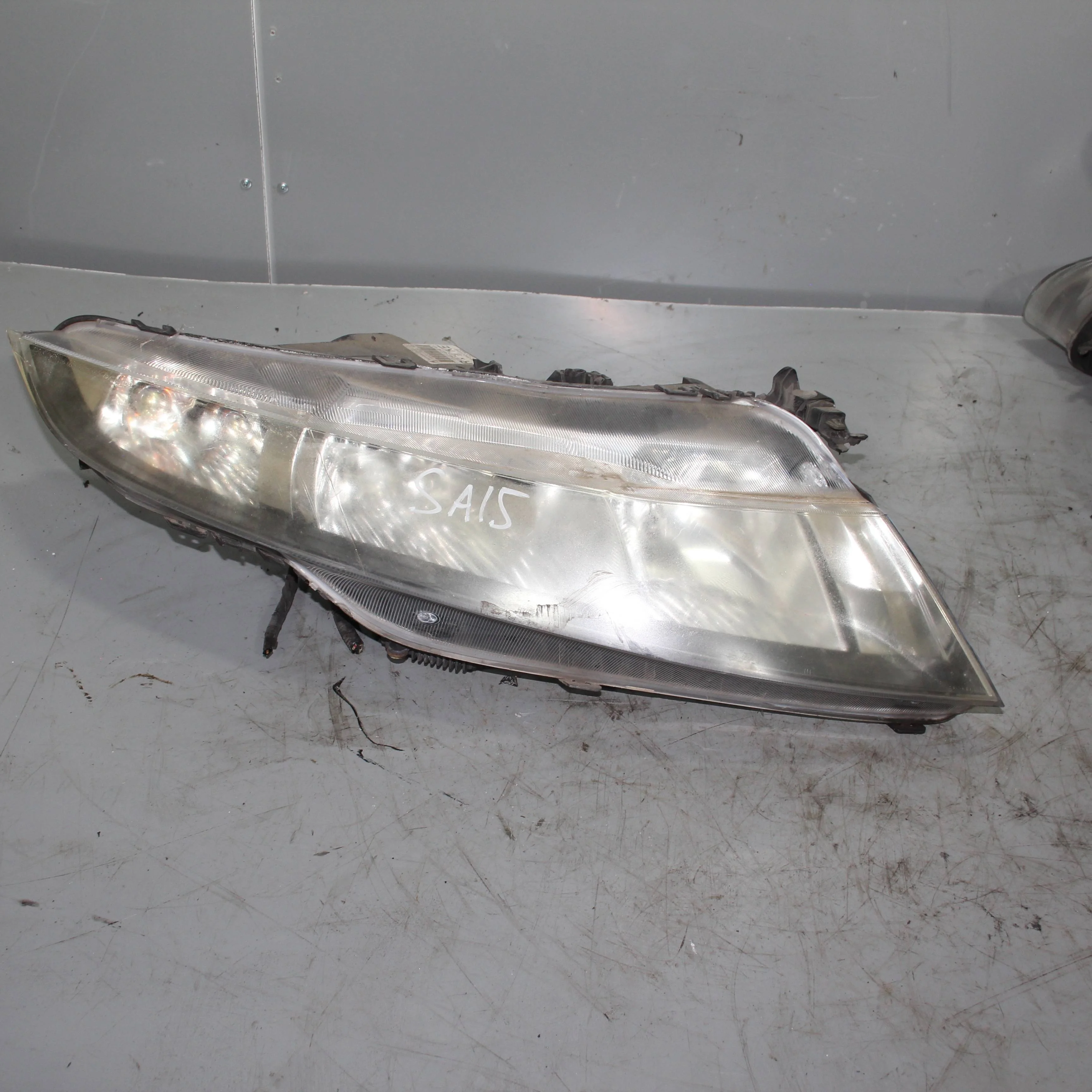 Фара правая ксенон HONDA Civic VIII (2005—2009)