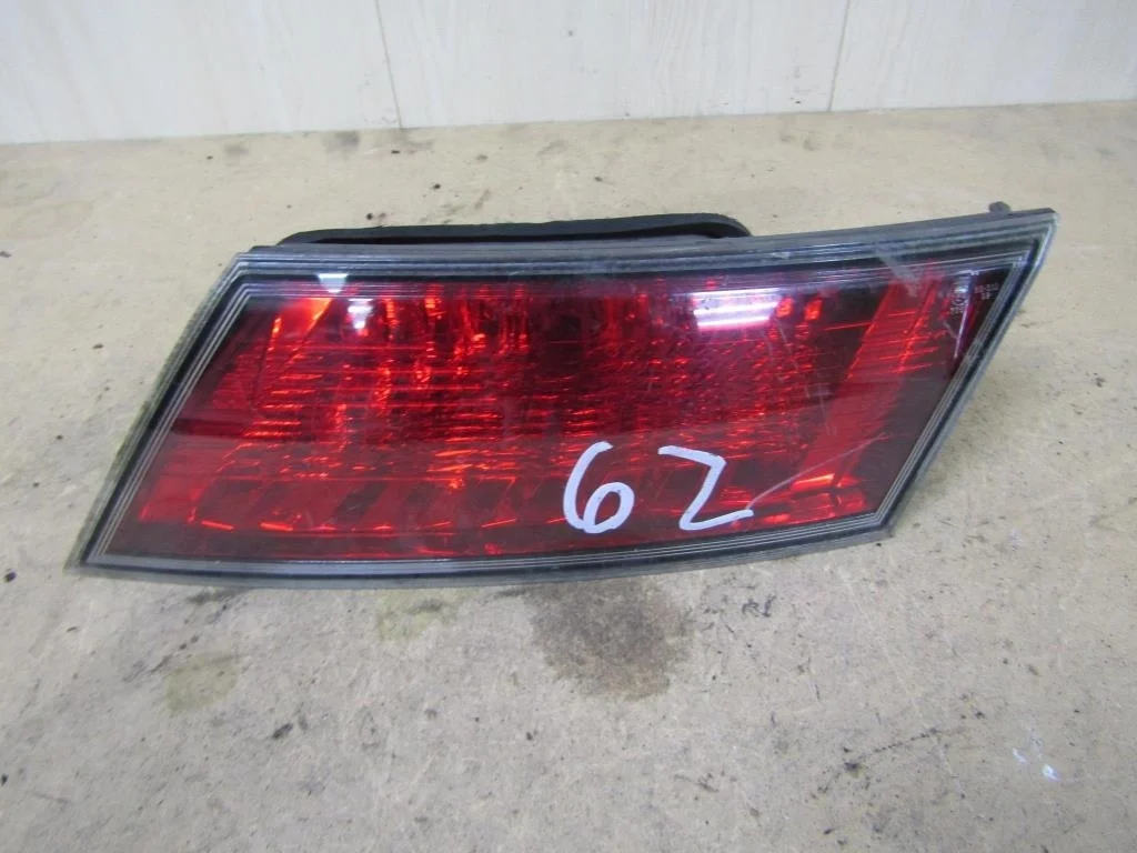 Фонарь внутренний правый HONDA Civic VIII (2005—2