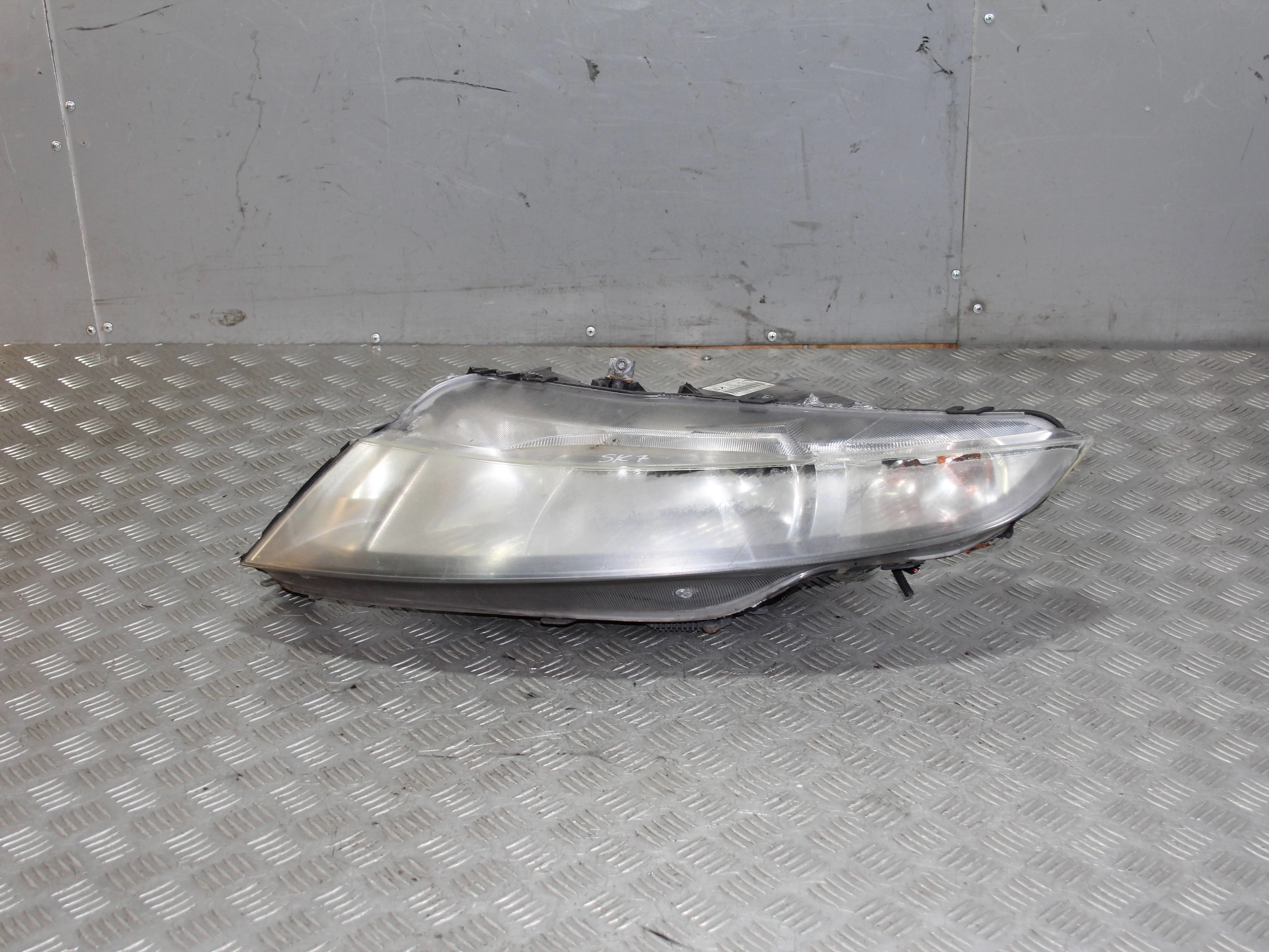 Фара левая ксенон HONDA Civic VIII (2005—2009)