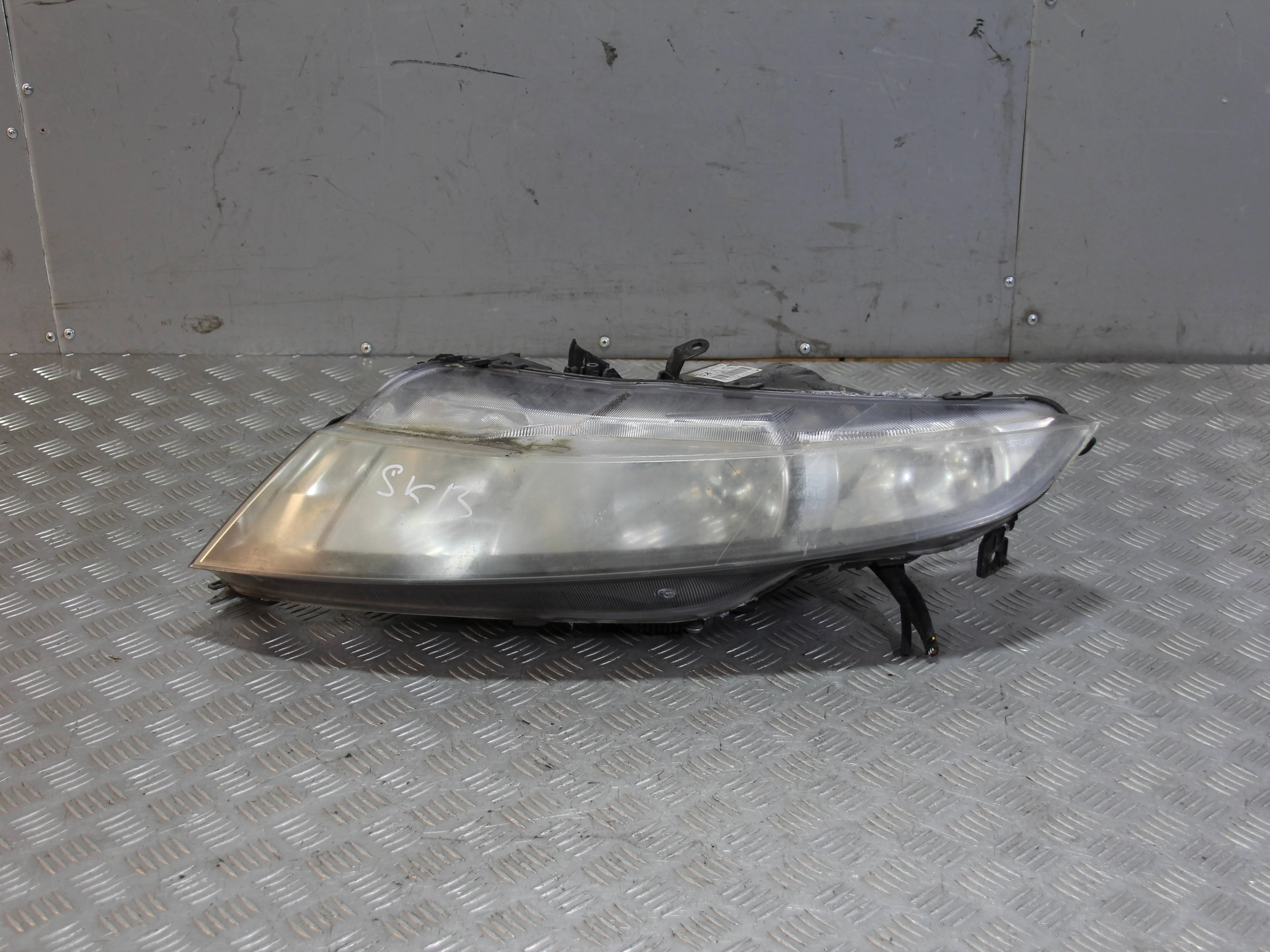 Фара левая ксенон HONDA Civic VIII (2005—2009)