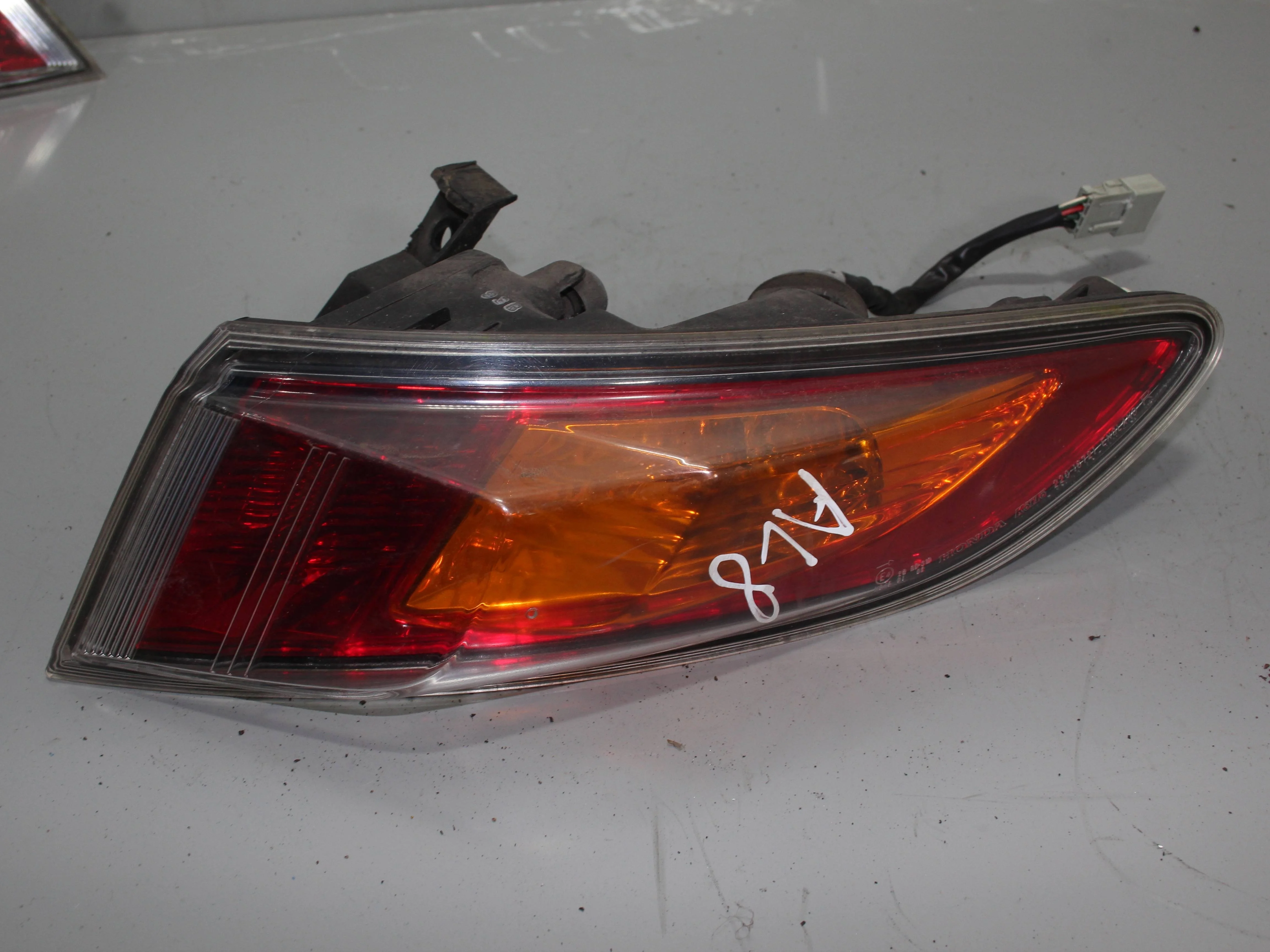 Фонарь внешний правый HONDA Civic VIII (2005—2009)