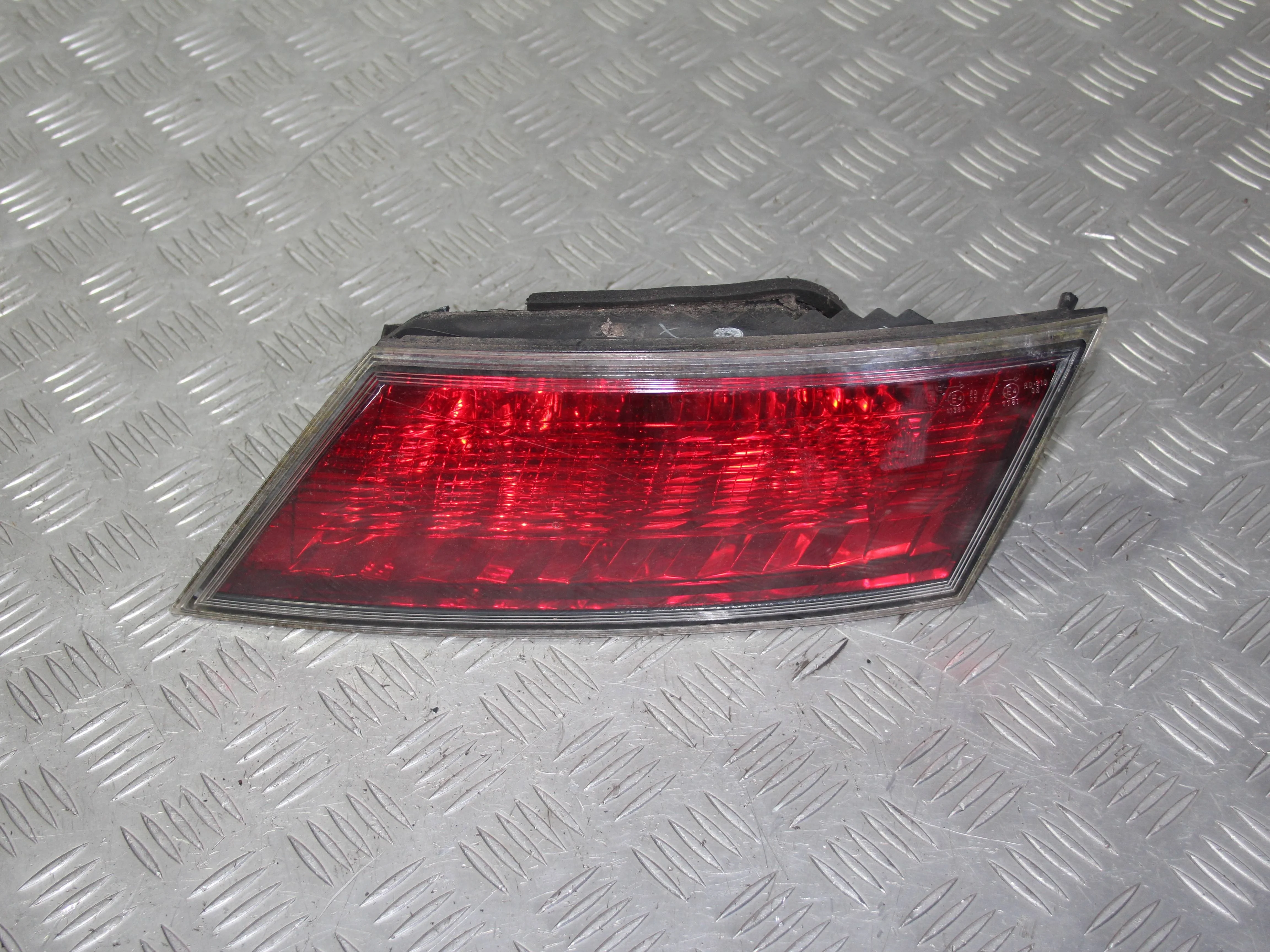 Фонарь внутренний правый HONDA Civic VIII (2005—2