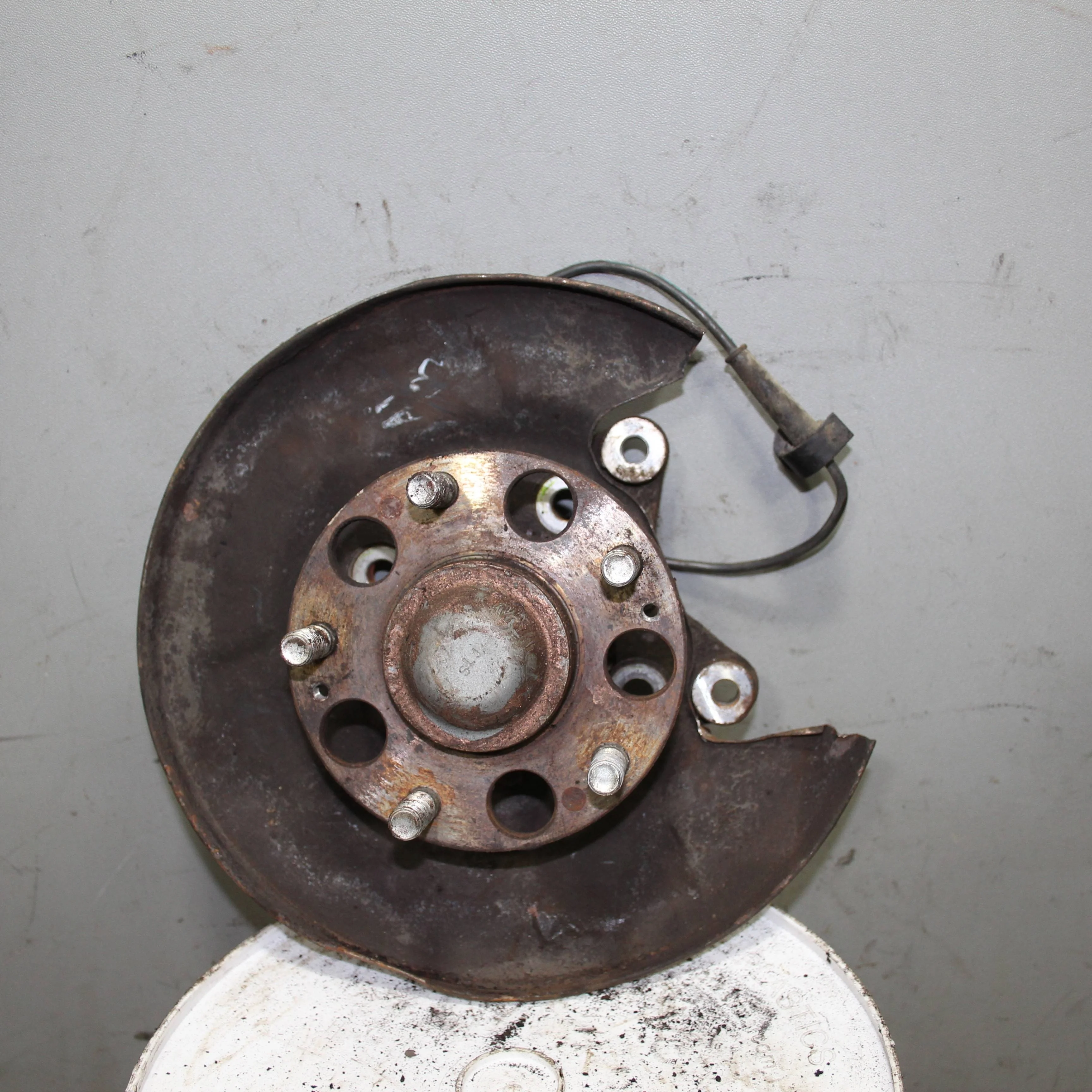 Кулак поворотный задний левый HONDA Civic VIII (2