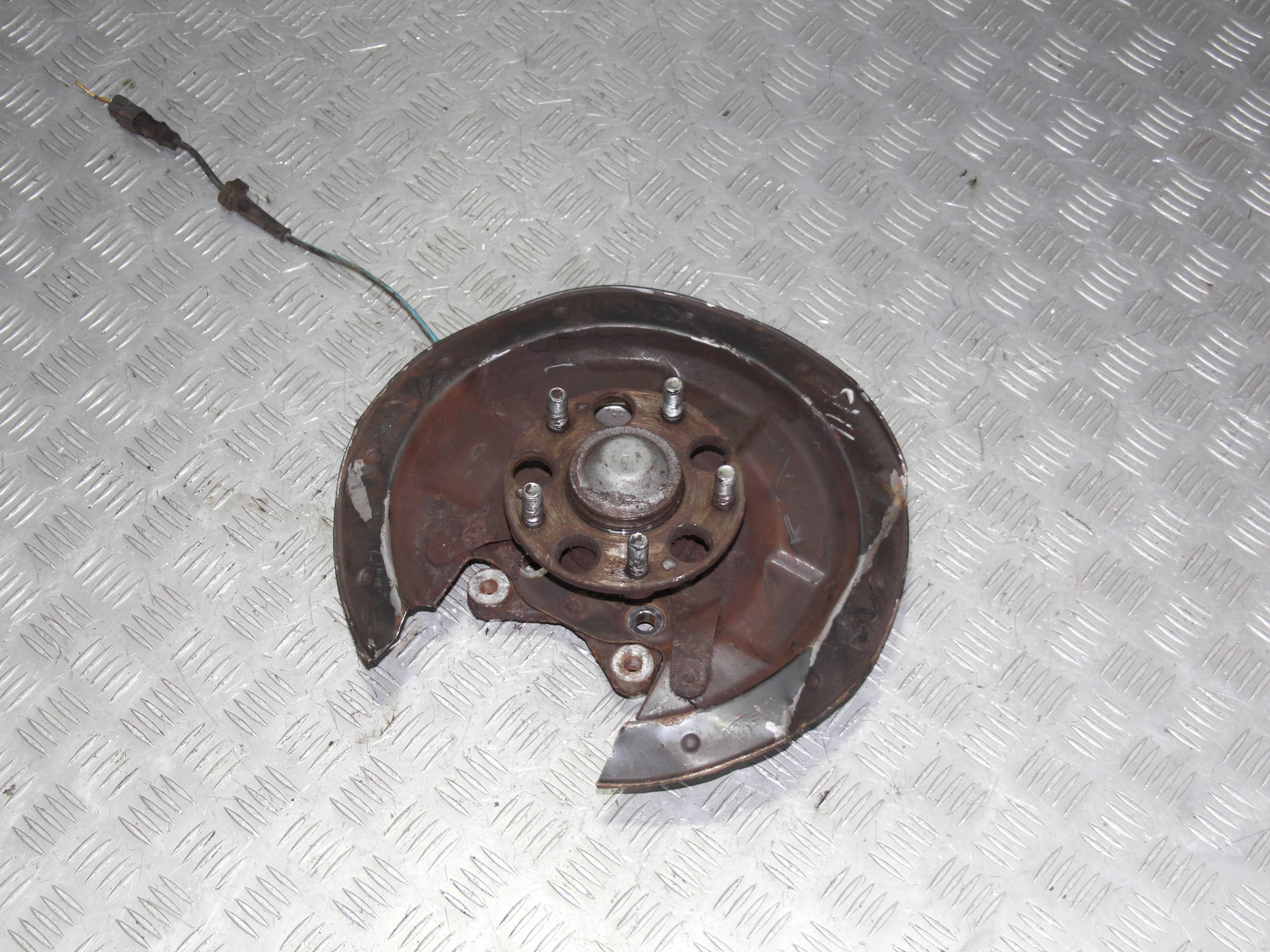 Кулак поворотный задний левый HONDA Civic VIII (2