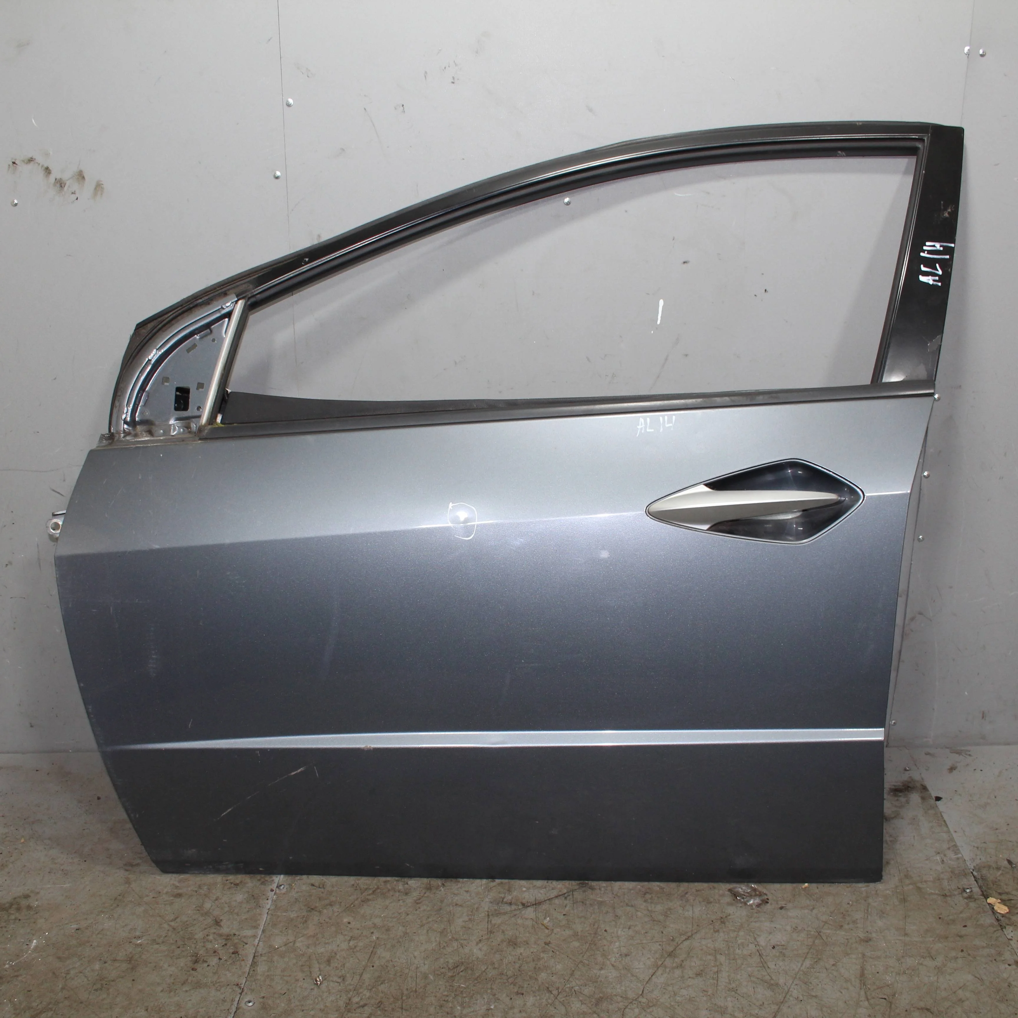 Дверь передняя левая HONDA Civic VIII (2005—2009)