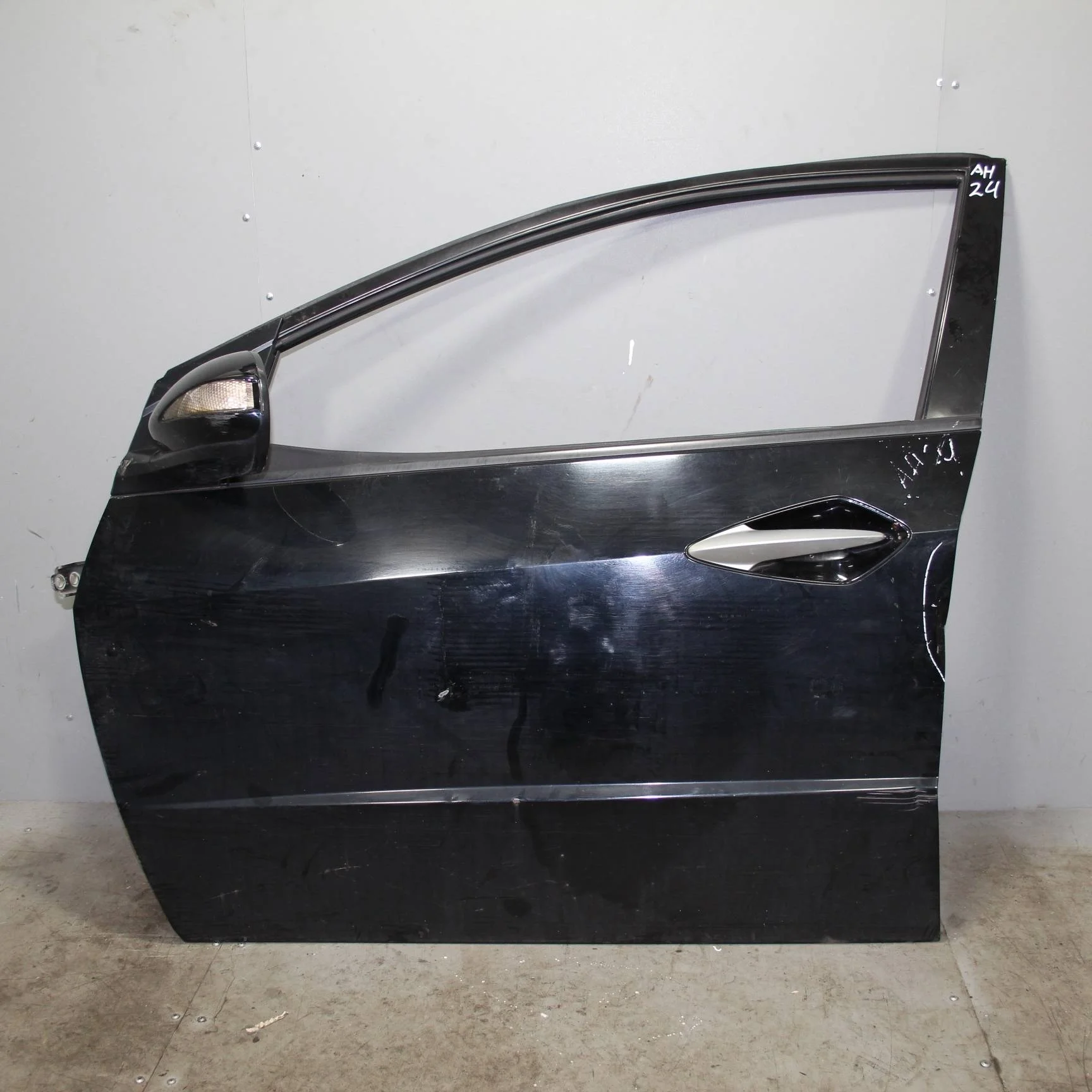 Дверь передняя левая HONDA Civic VIII (2005—2009)