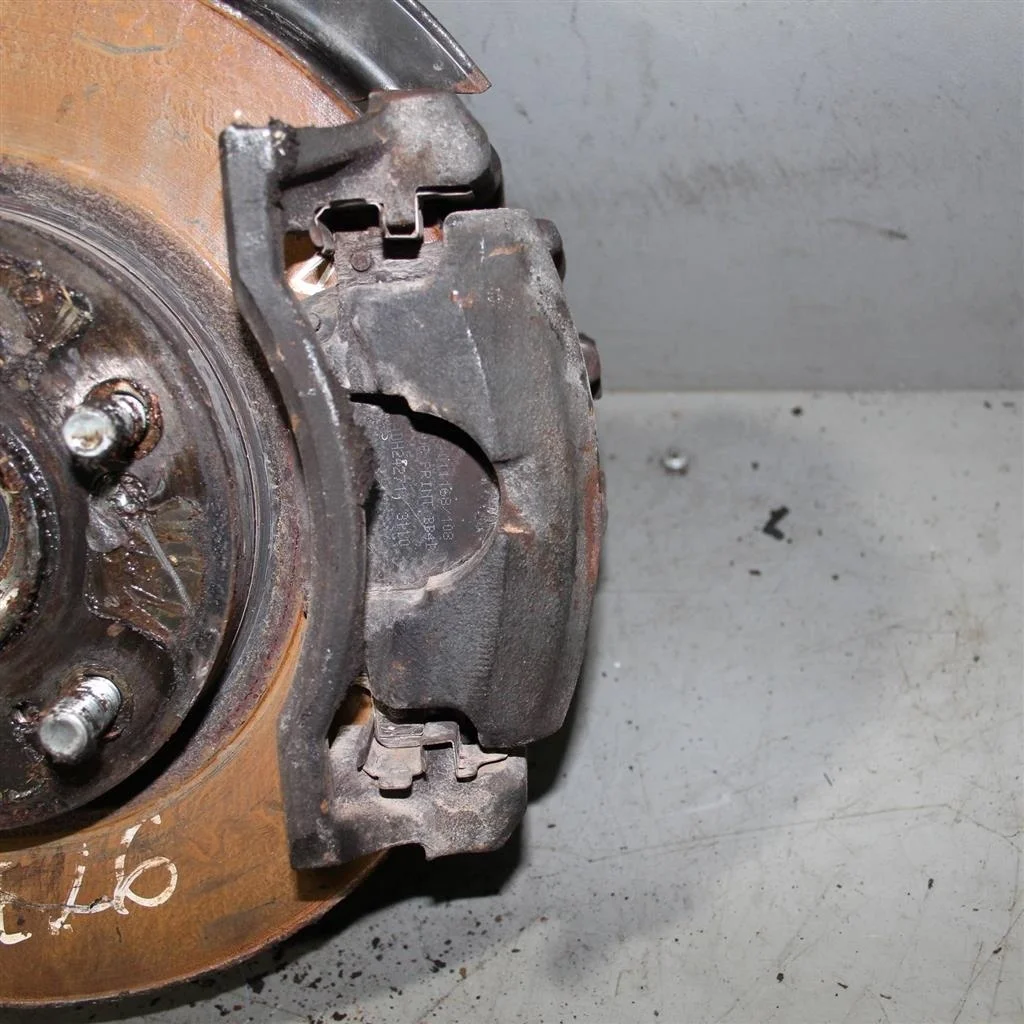 Суппорт передний правый HONDA Civic VIII (2005—20