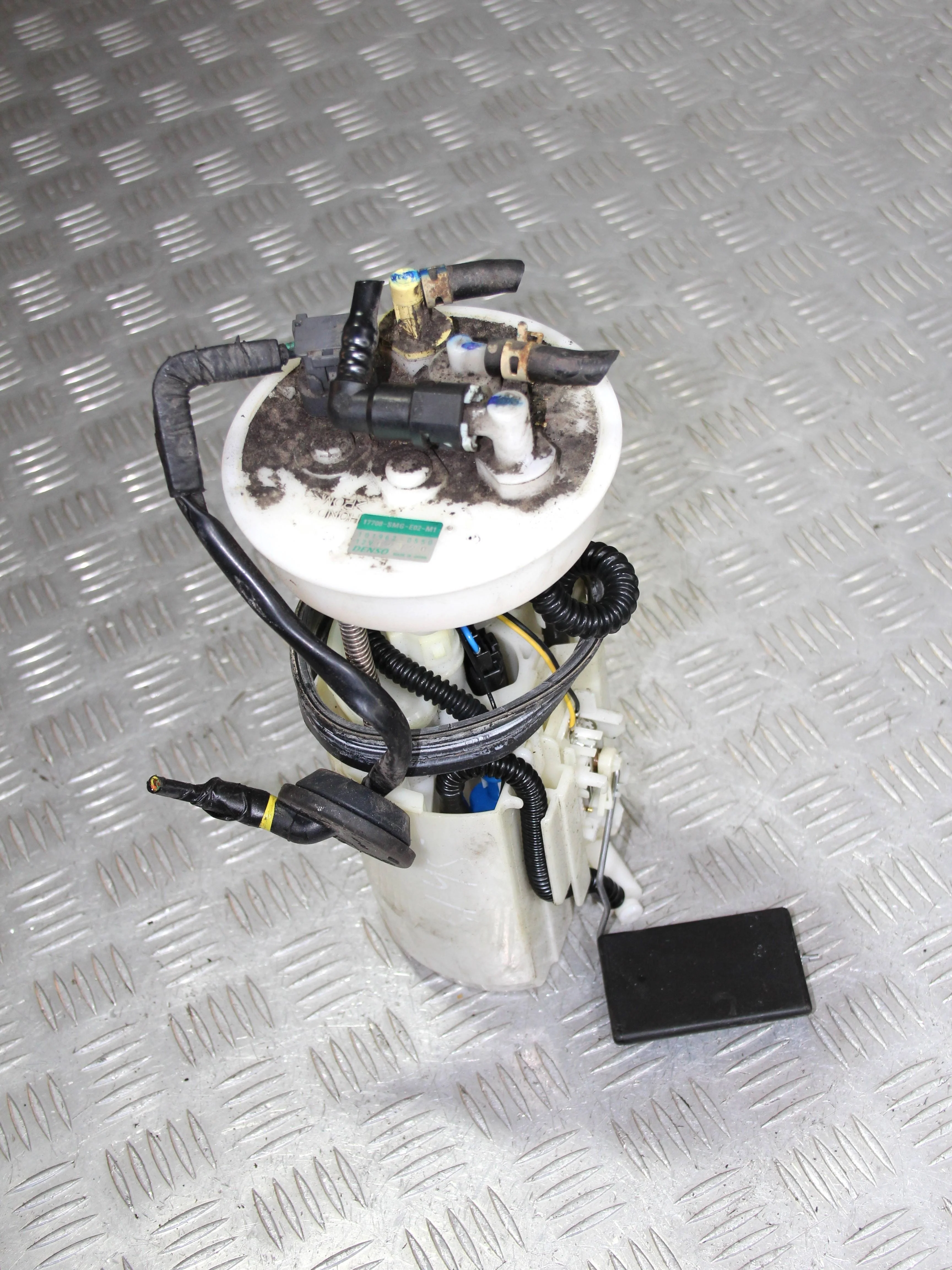 Насос топливный (бензонасос) HONDA Civic VIII (20