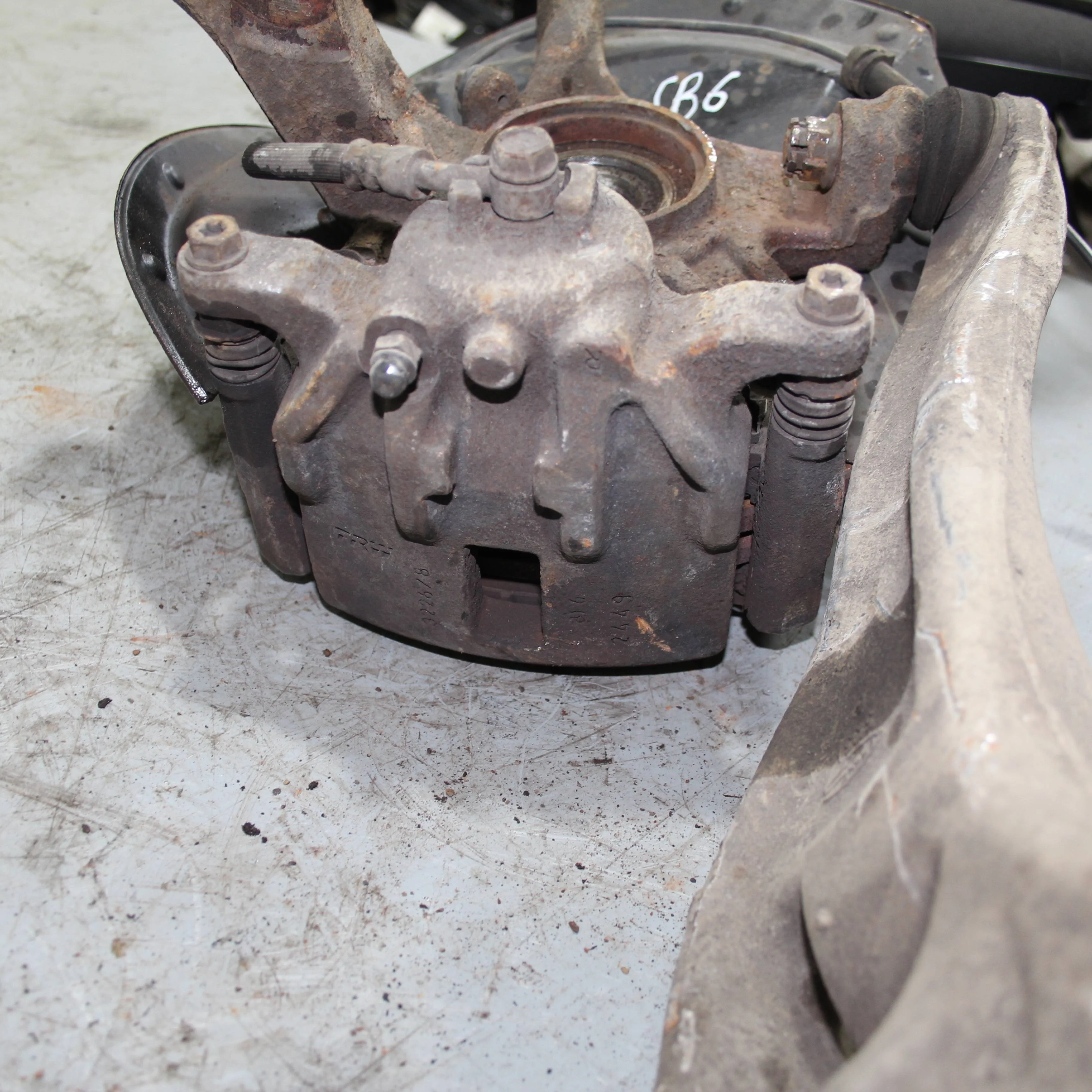 Суппорт передний правый HONDA Civic VIII (2005—20