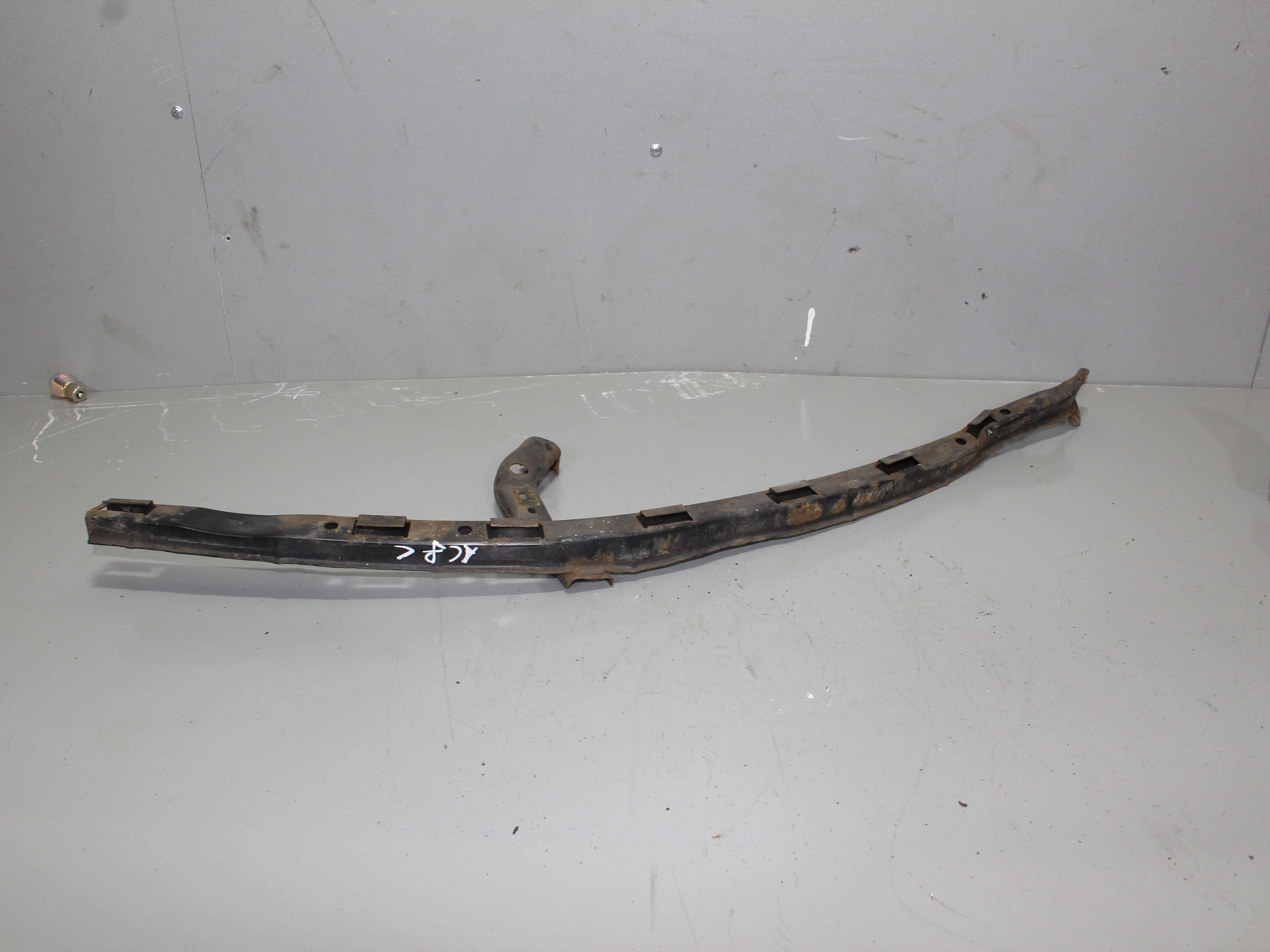 Крепление фары железное левое HONDA Civic VIII (2