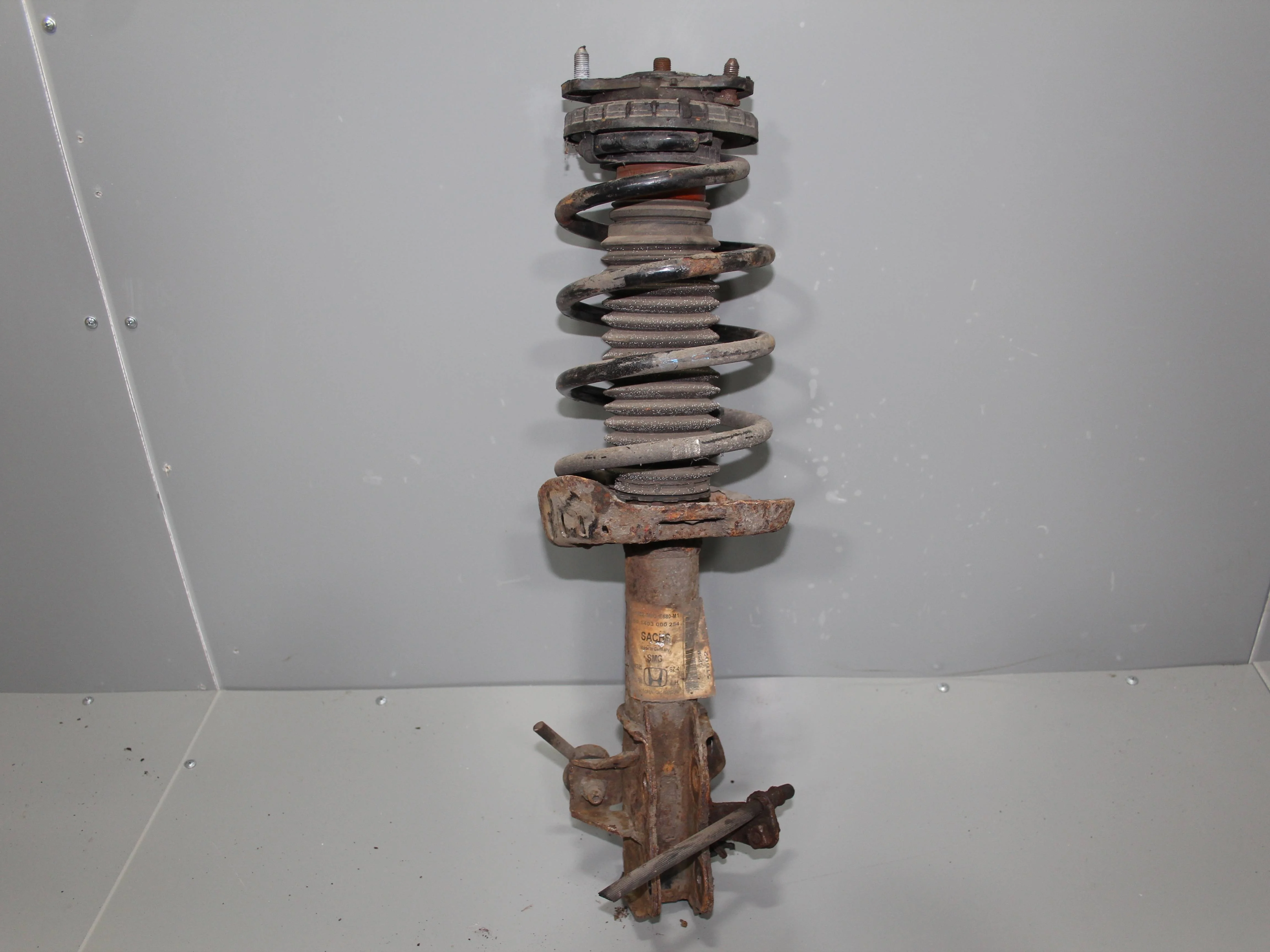 Амортизатор передний левый HONDA Civic VIII (2005