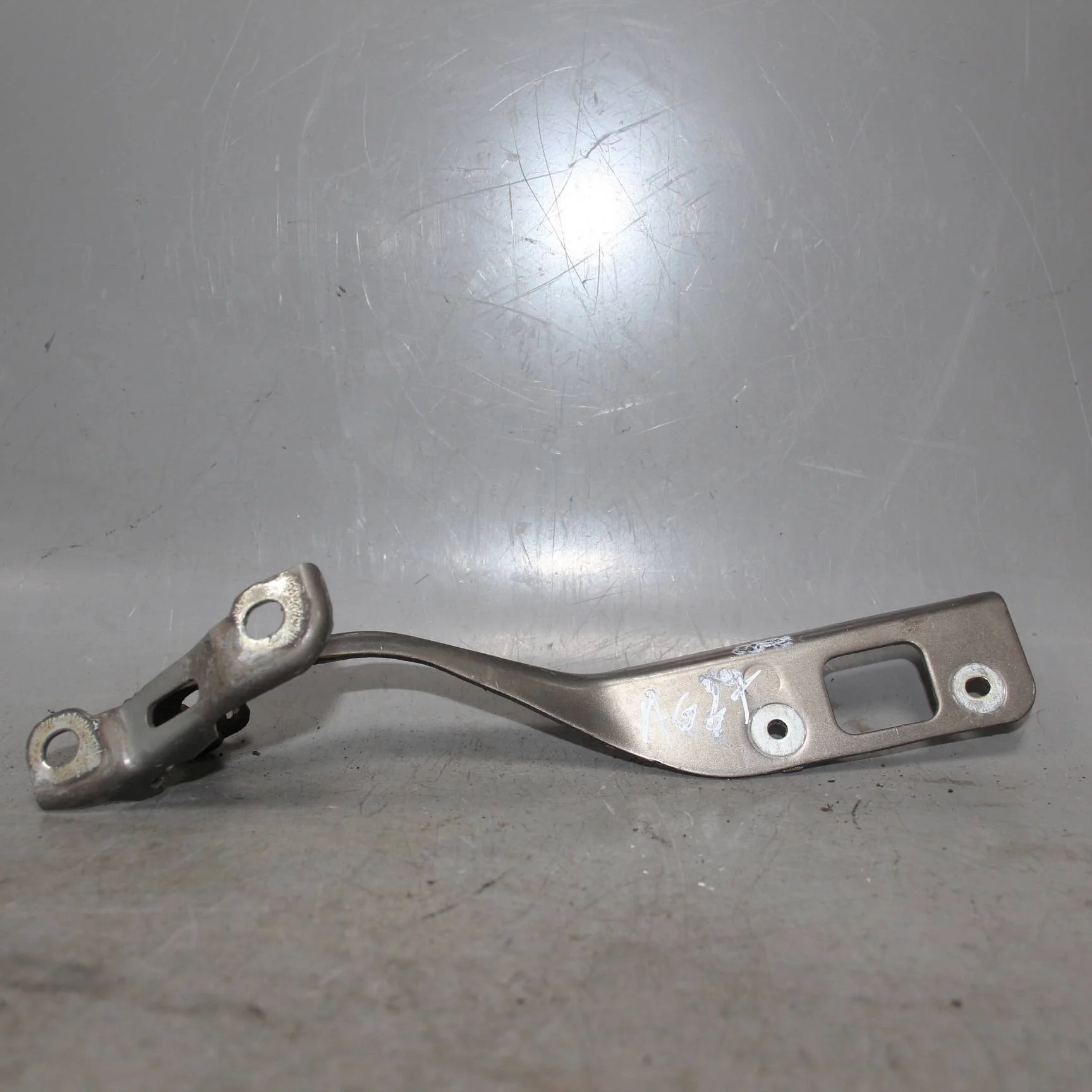 Петля капота правая HONDA Civic VIII (2005—2009)