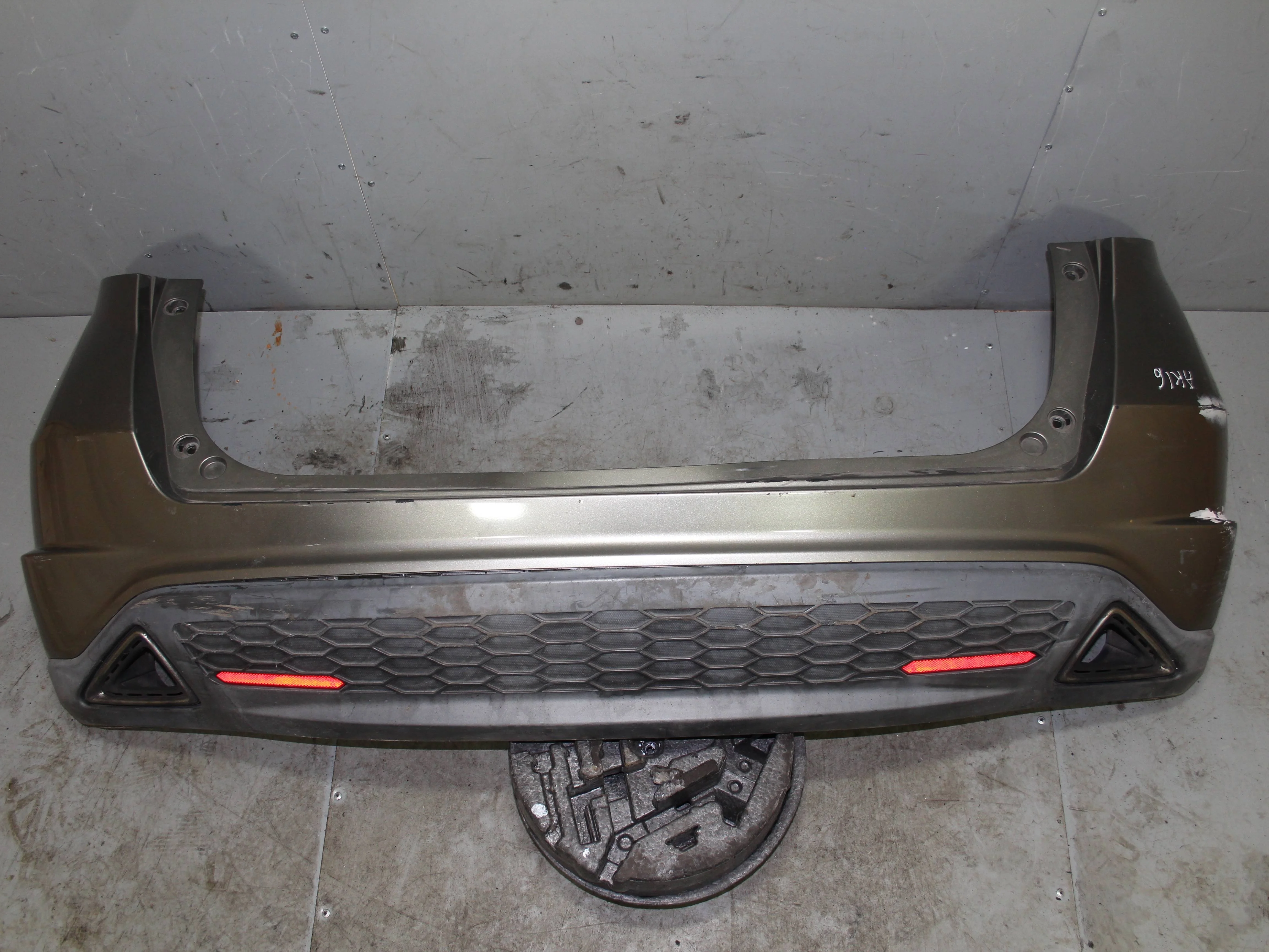 Бампер задний HONDA Civic VIII (2005—2009)