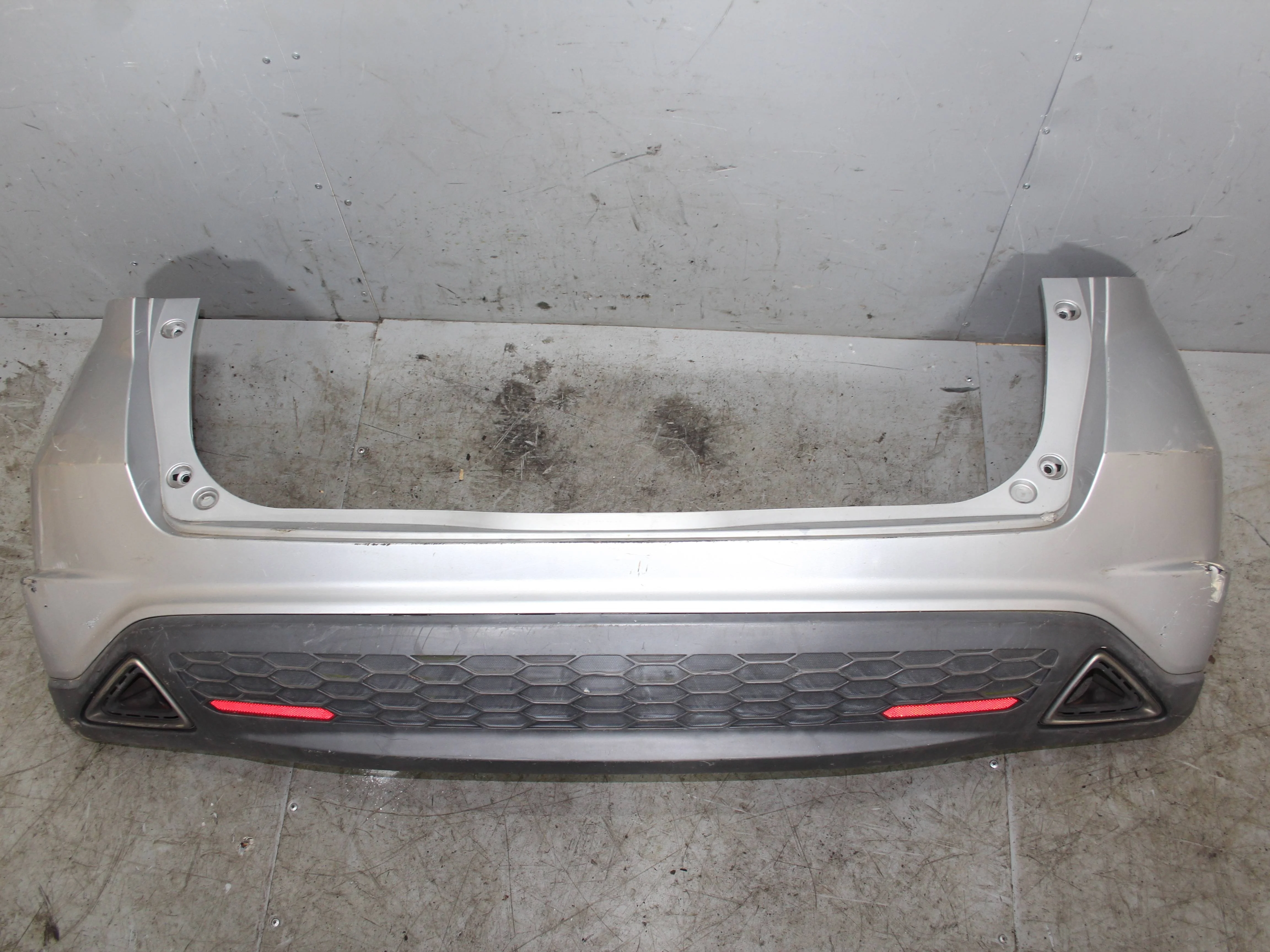 Бампер задний HONDA Civic VIII (2005—2009)