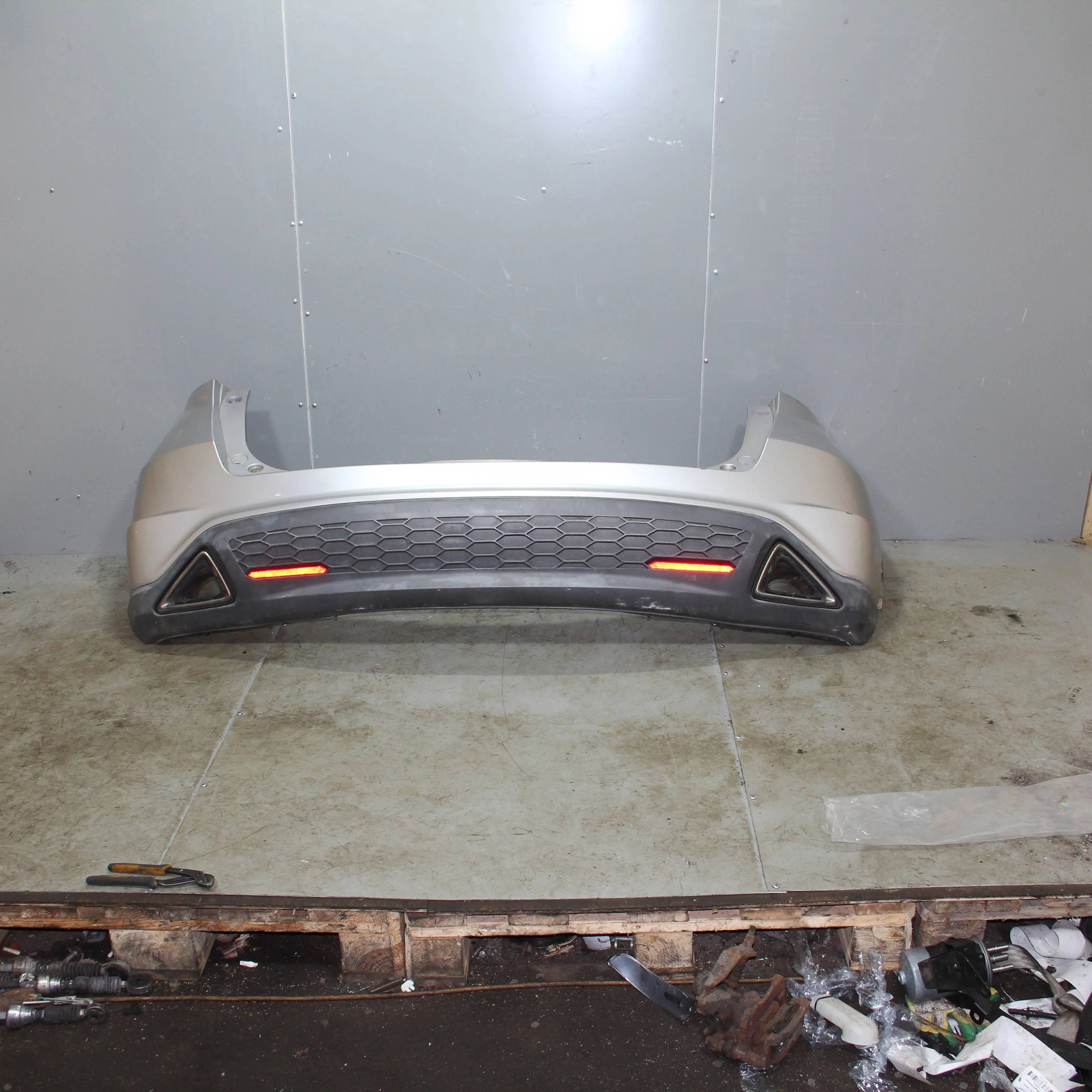 Бампер задний HONDA Civic VIII (2005—2009)