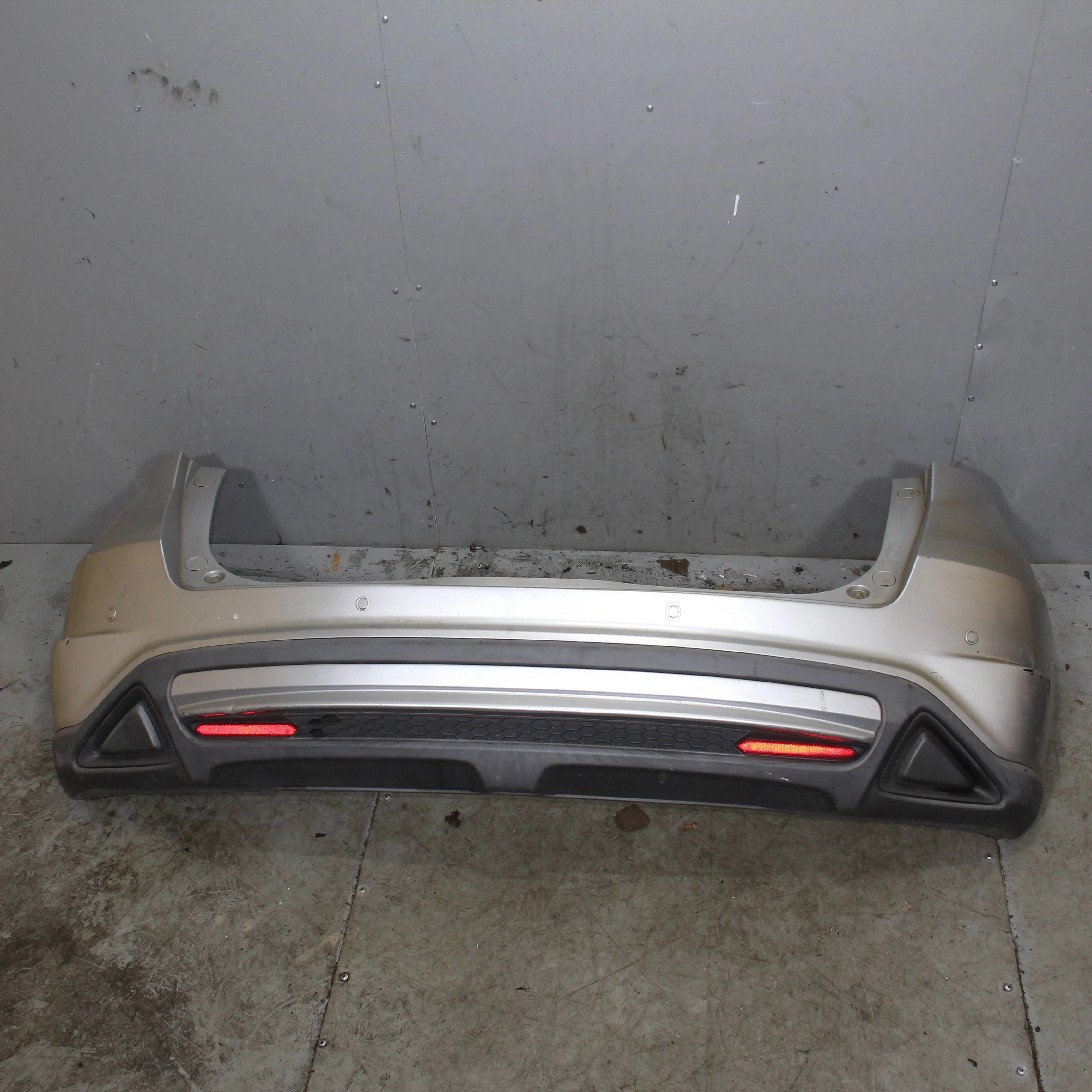 Бампер задний HONDA Civic VIII (2005—2009)