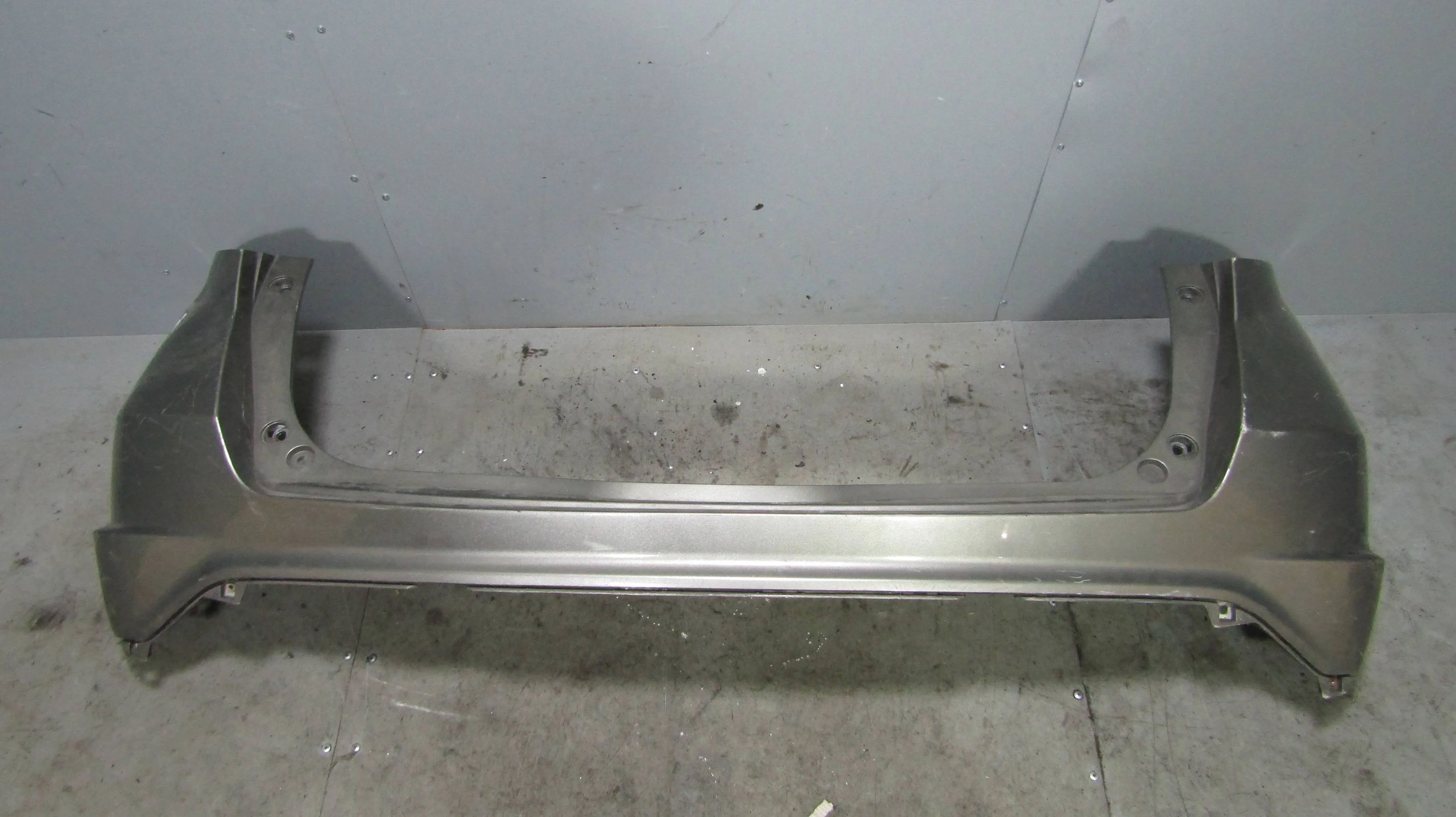 Бампер задний HONDA Civic VIII (2005—2009)