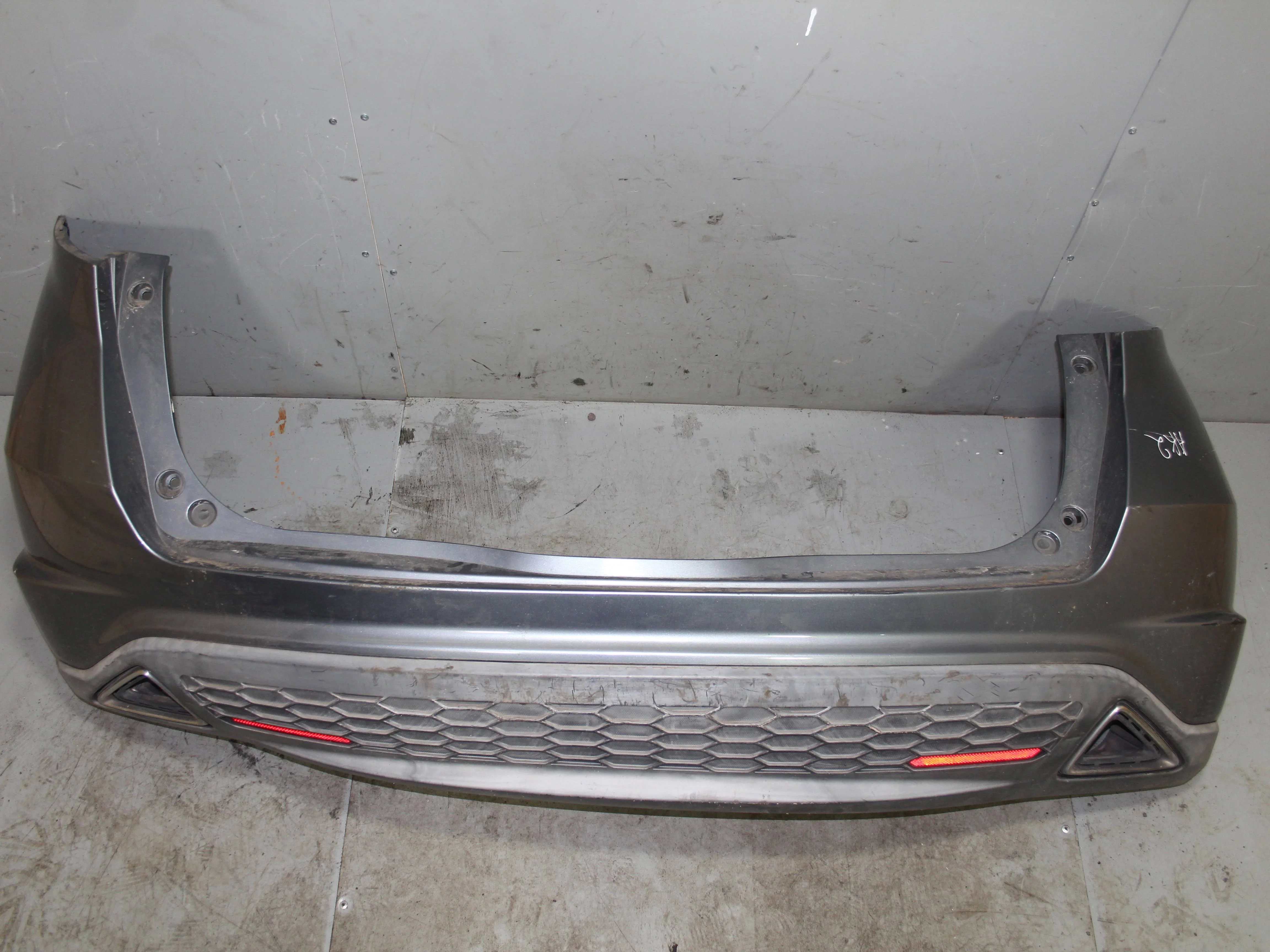 Бампер задний HONDA Civic VIII (2005—2009)