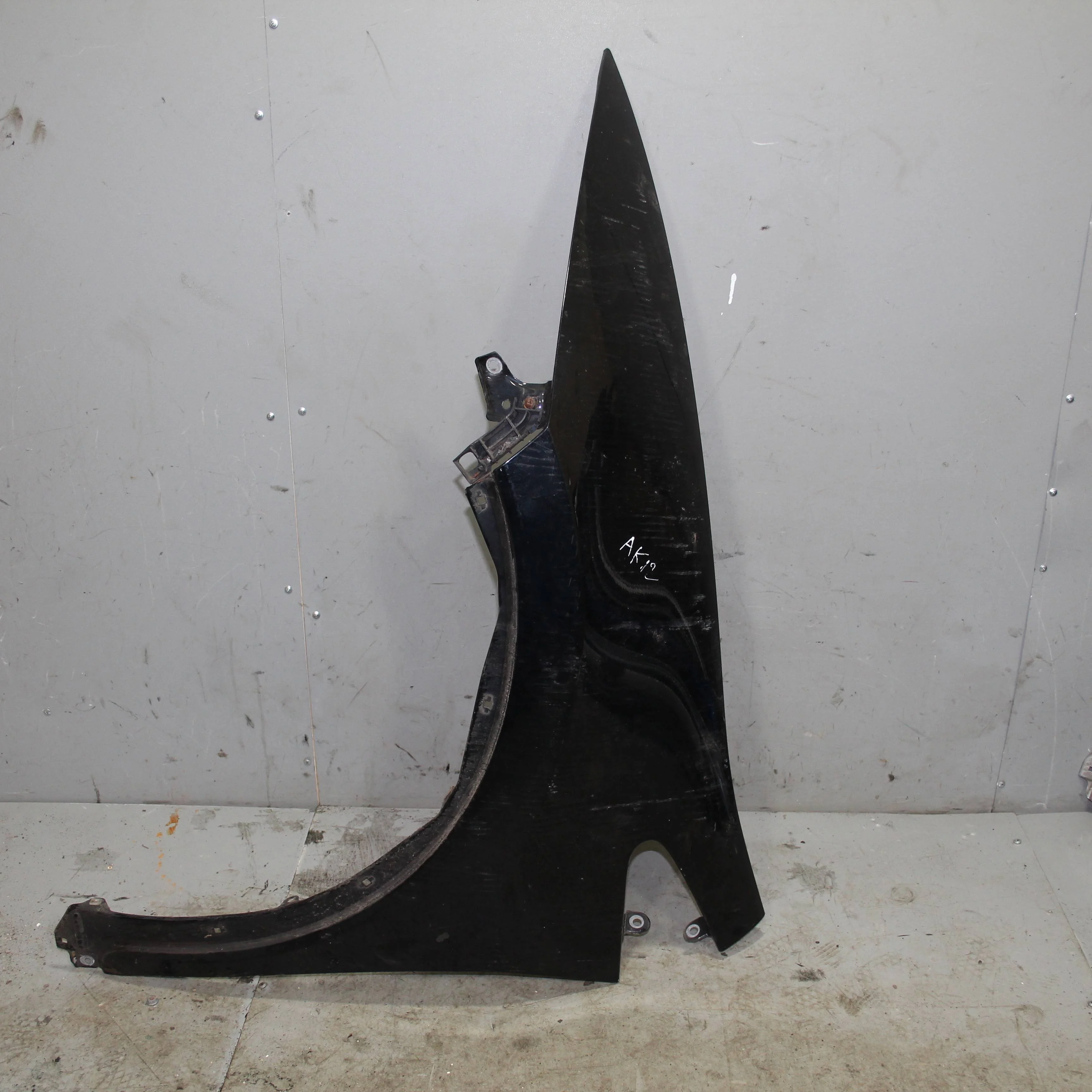 Крыло переднее левое HONDA Civic VIII (2005—2009)