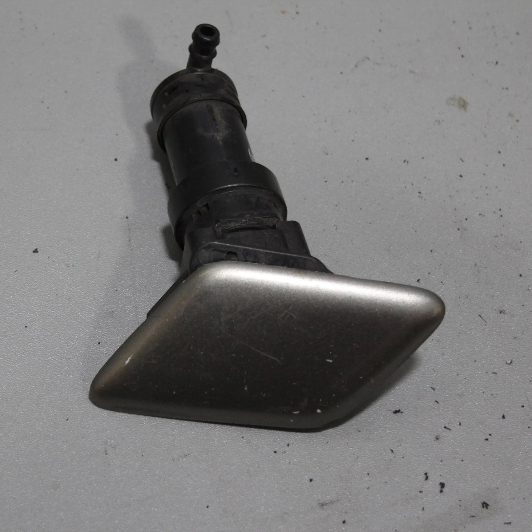 Омыватель фары левый в сборе HONDA Civic VIII (20