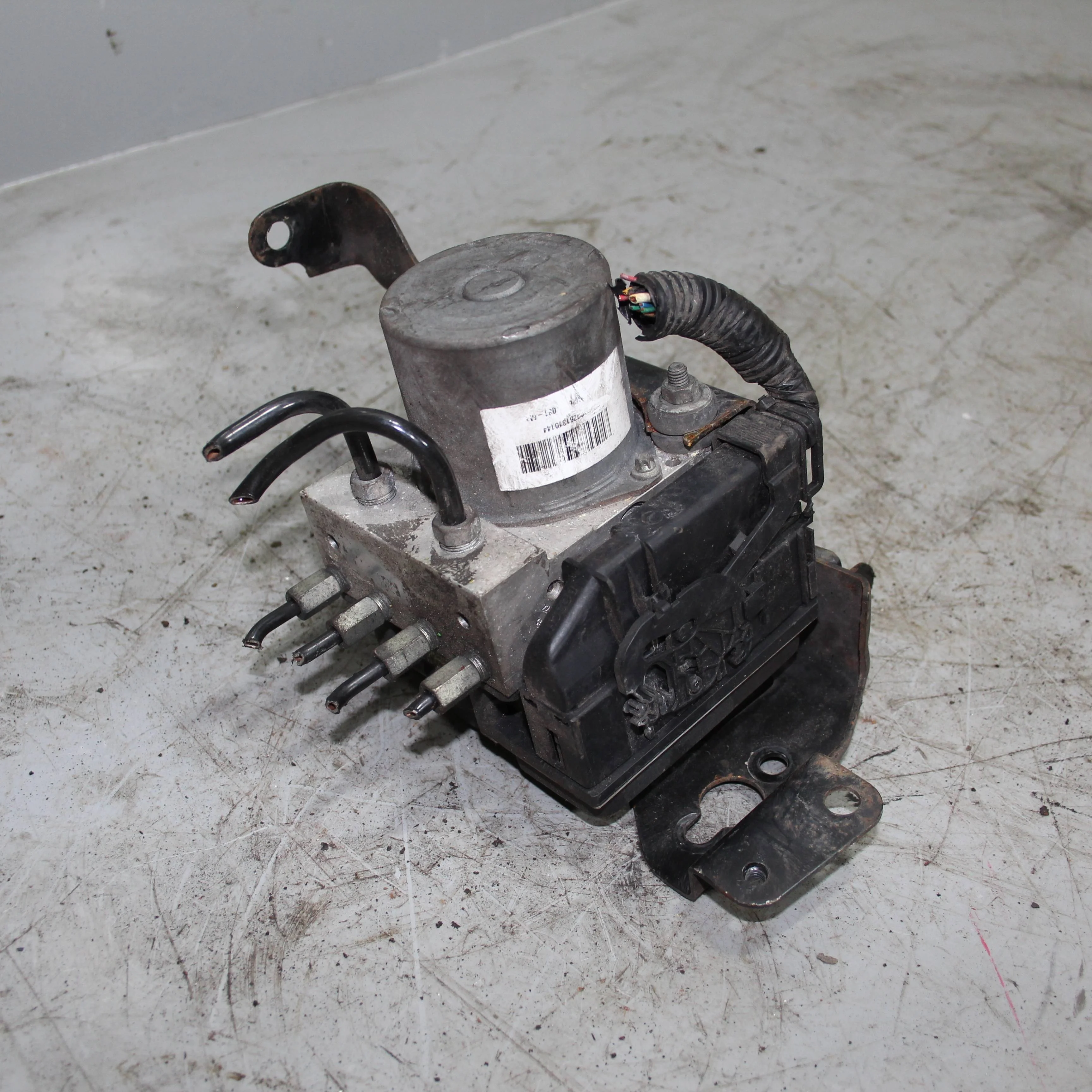 Блок ABS (насос) HONDA Civic VIII (2005—2009)