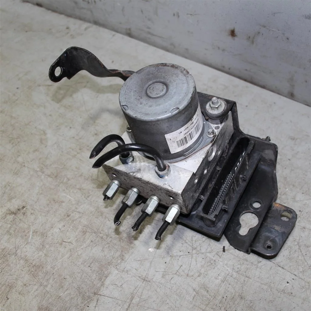 Блок ABS (насос) HONDA Civic VIII (2005—2009)