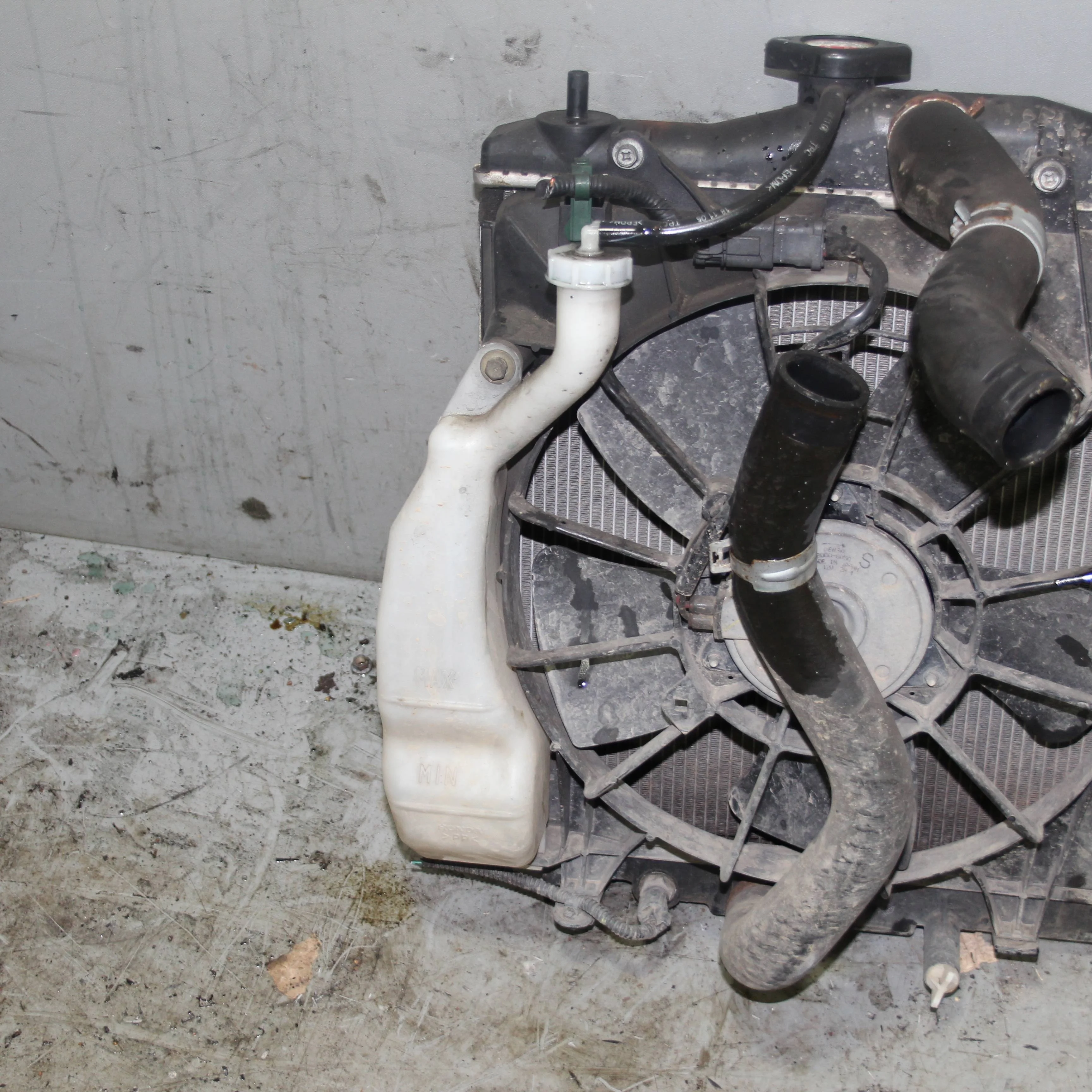 Бачок расширительный HONDA Civic VIII (2005—2009)