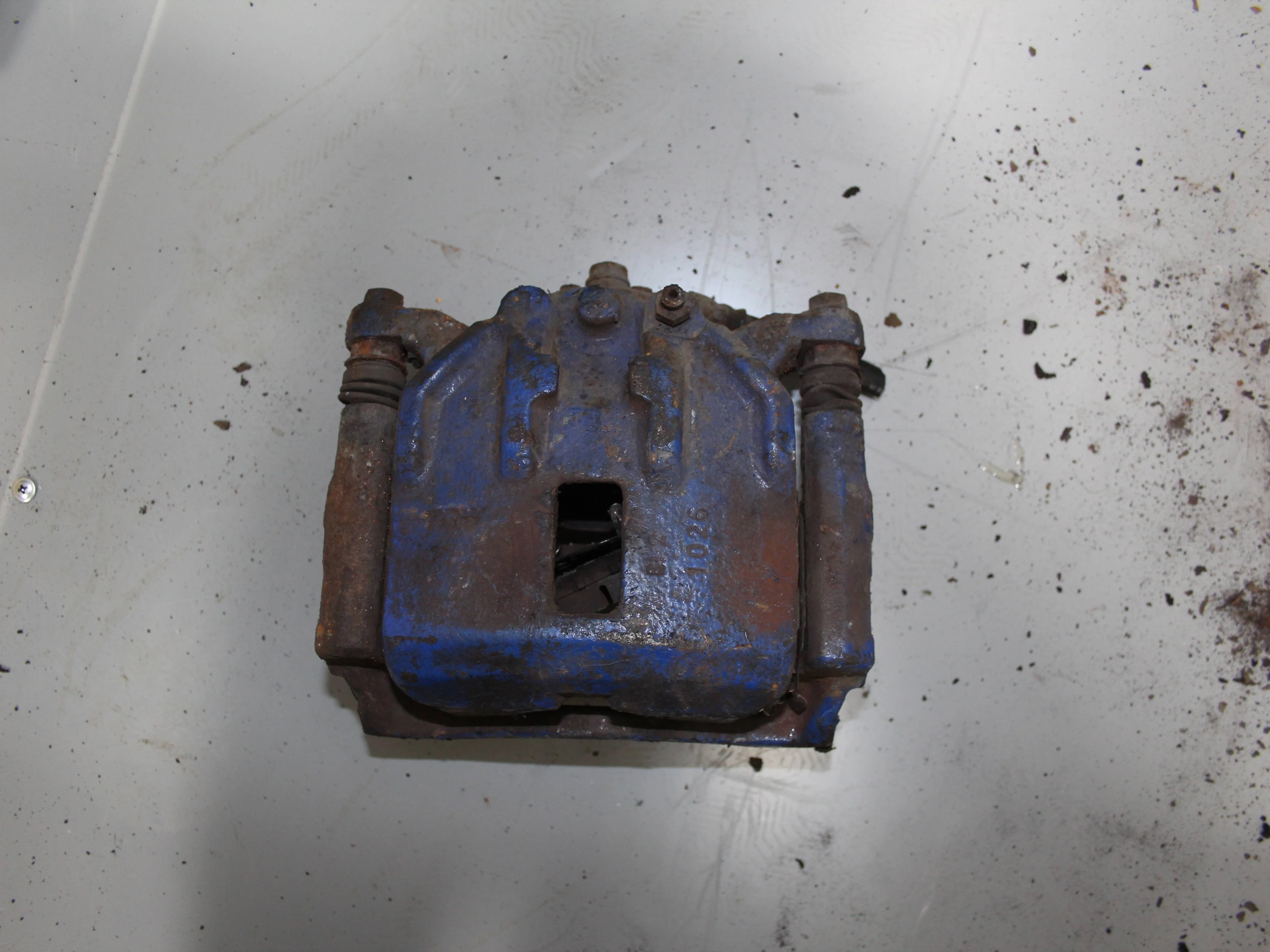 Суппорт передний левый HONDA Civic VIII (2005—200