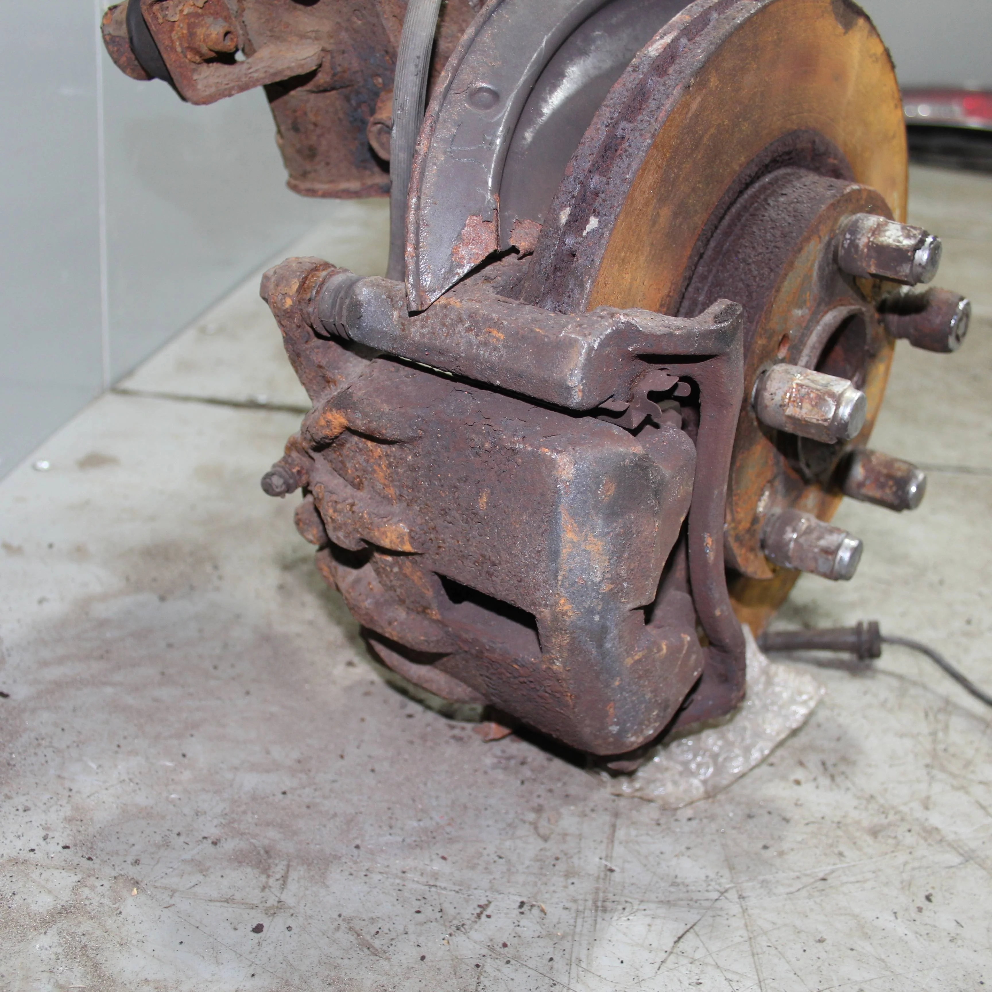 Суппорт передний левый HONDA Civic VIII (2005—200