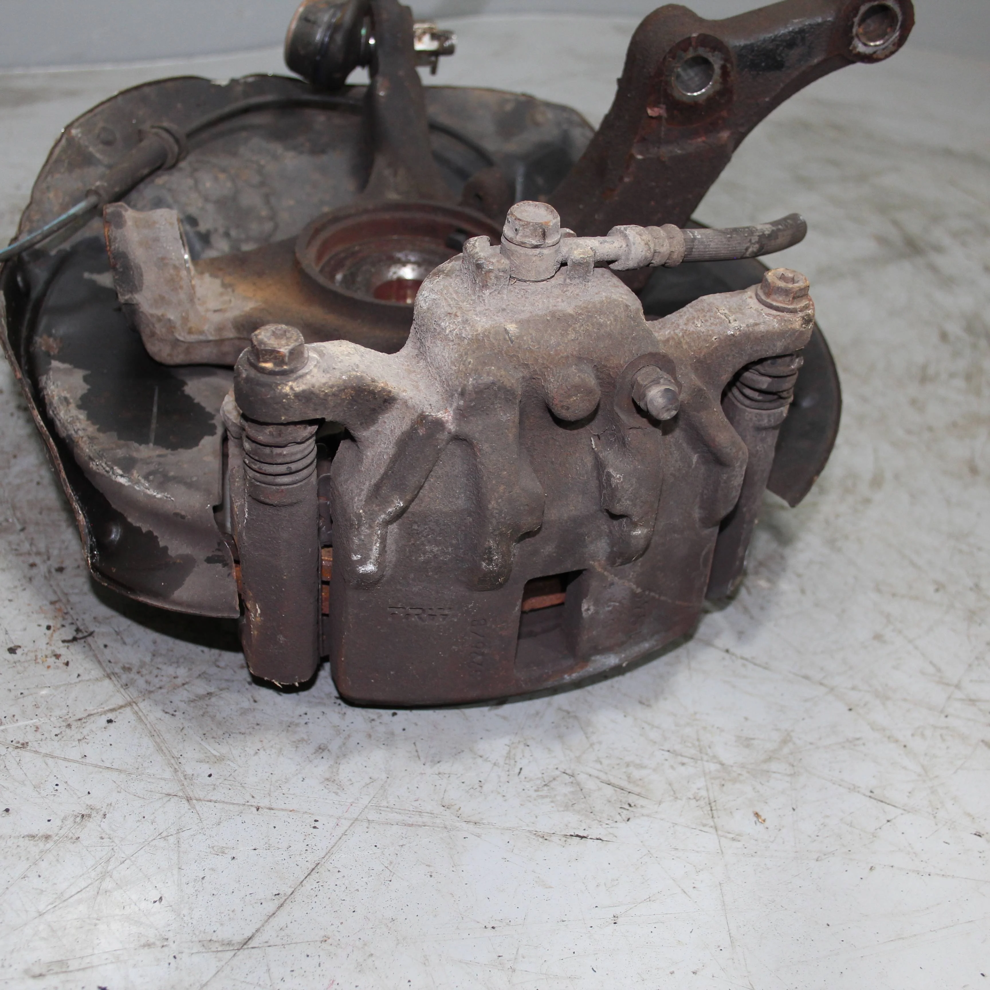 Суппорт передний левый HONDA Civic VIII (2005—200