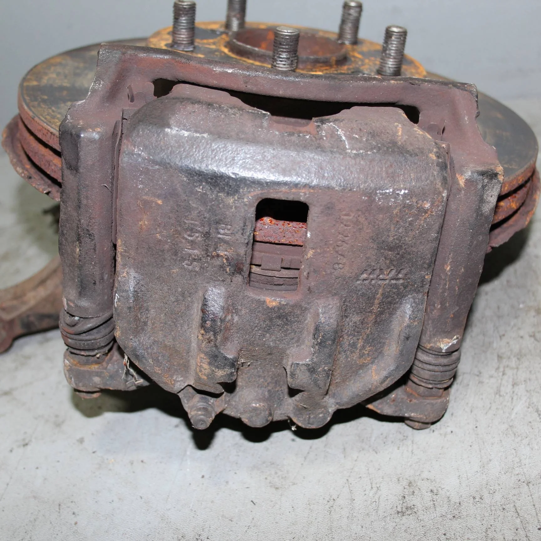 Суппорт передний левый HONDA Civic VIII (2005—200