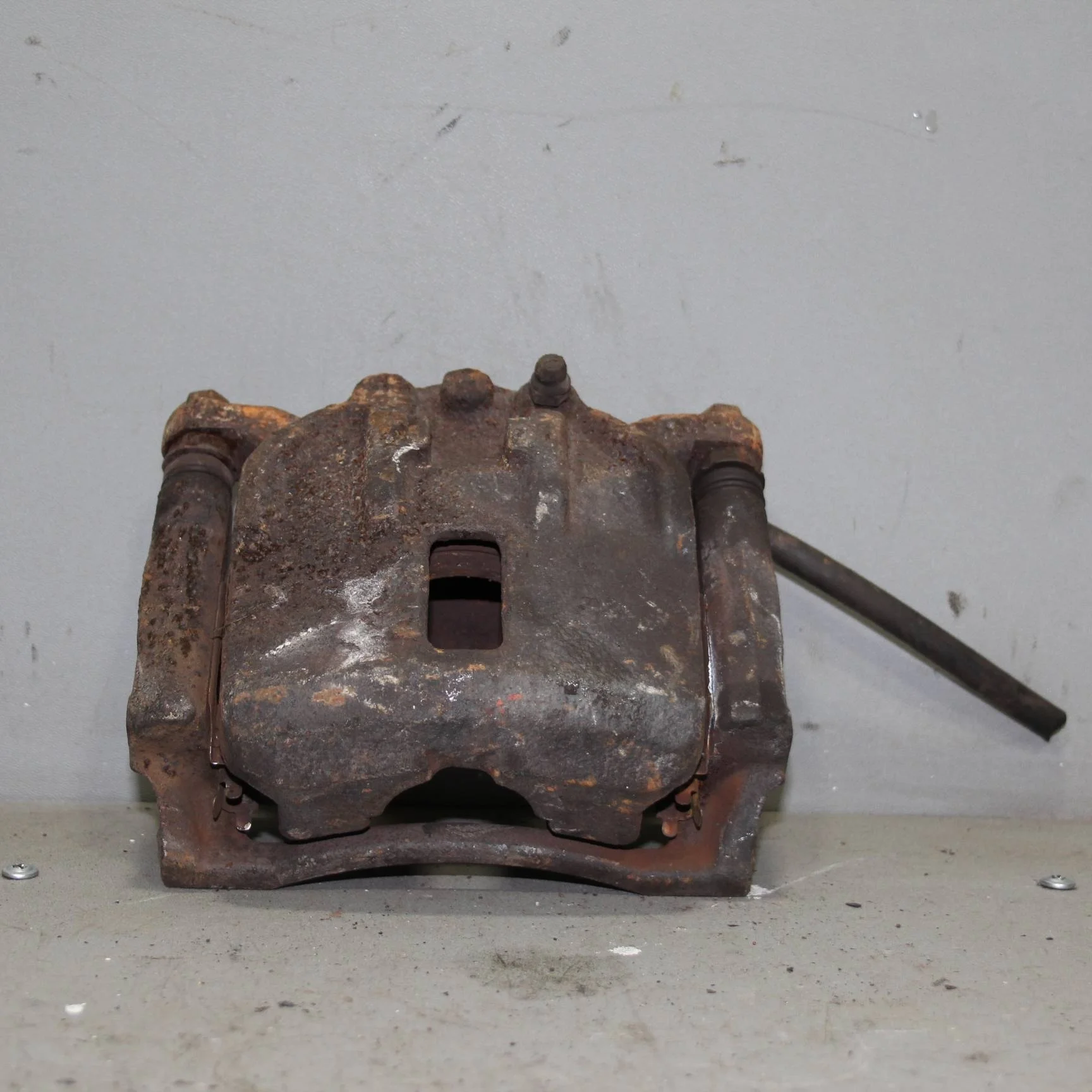 Суппорт передний левый HONDA Civic VIII (2005—200