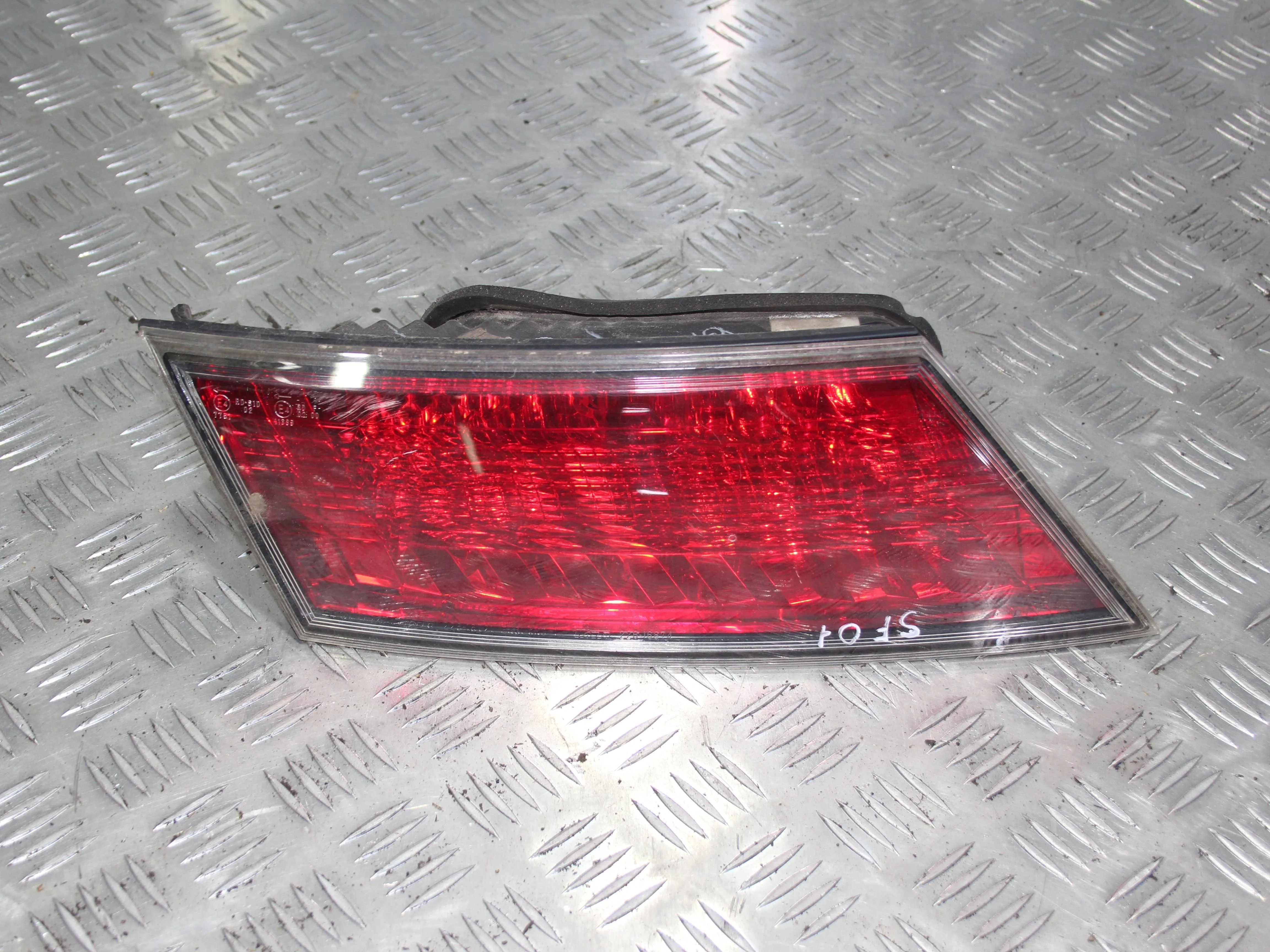 Фонарь внутренний левый HONDA Civic VIII (2005—20