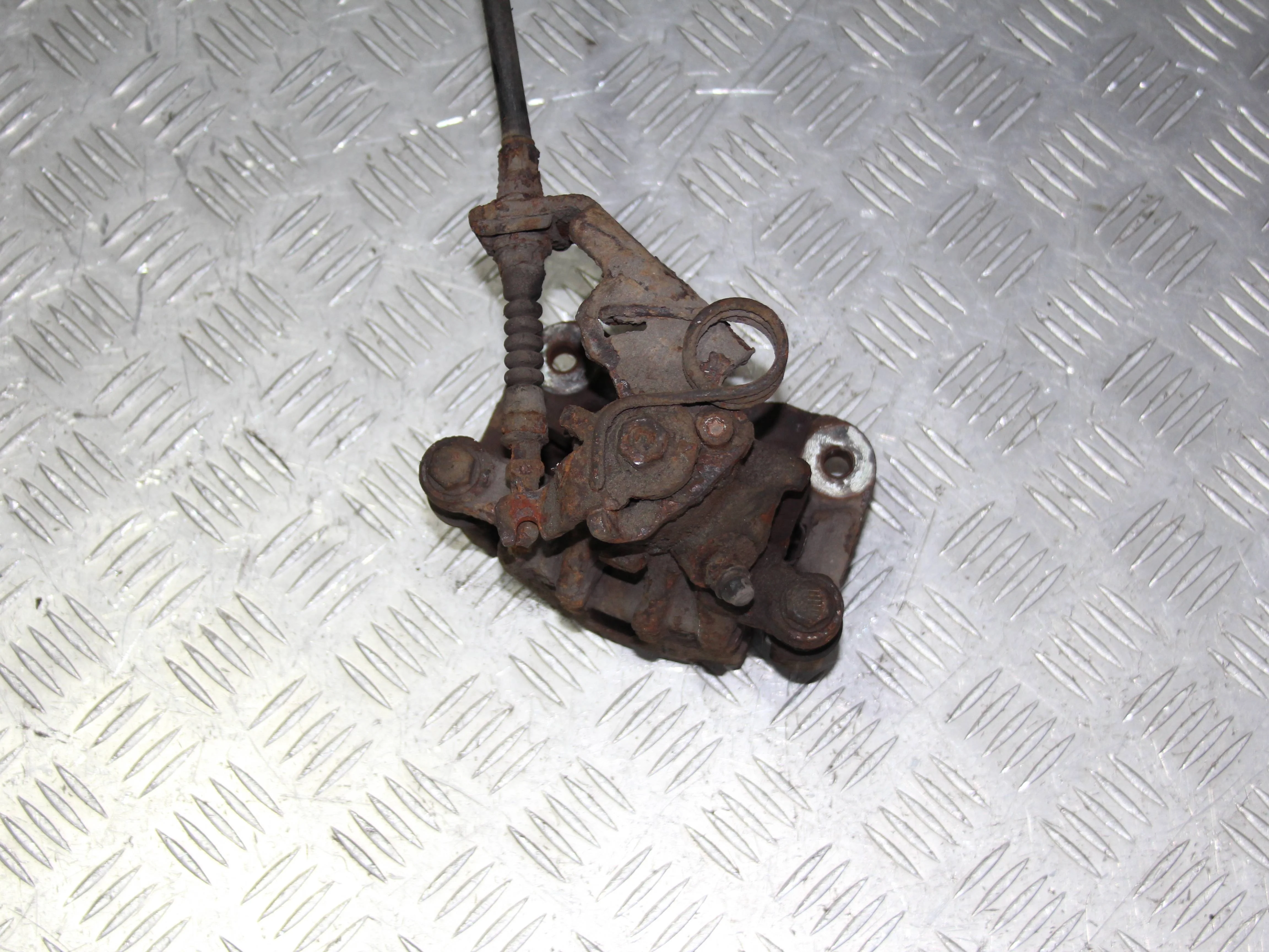 Суппорт задний правый HONDA Civic VIII (2005—2009)