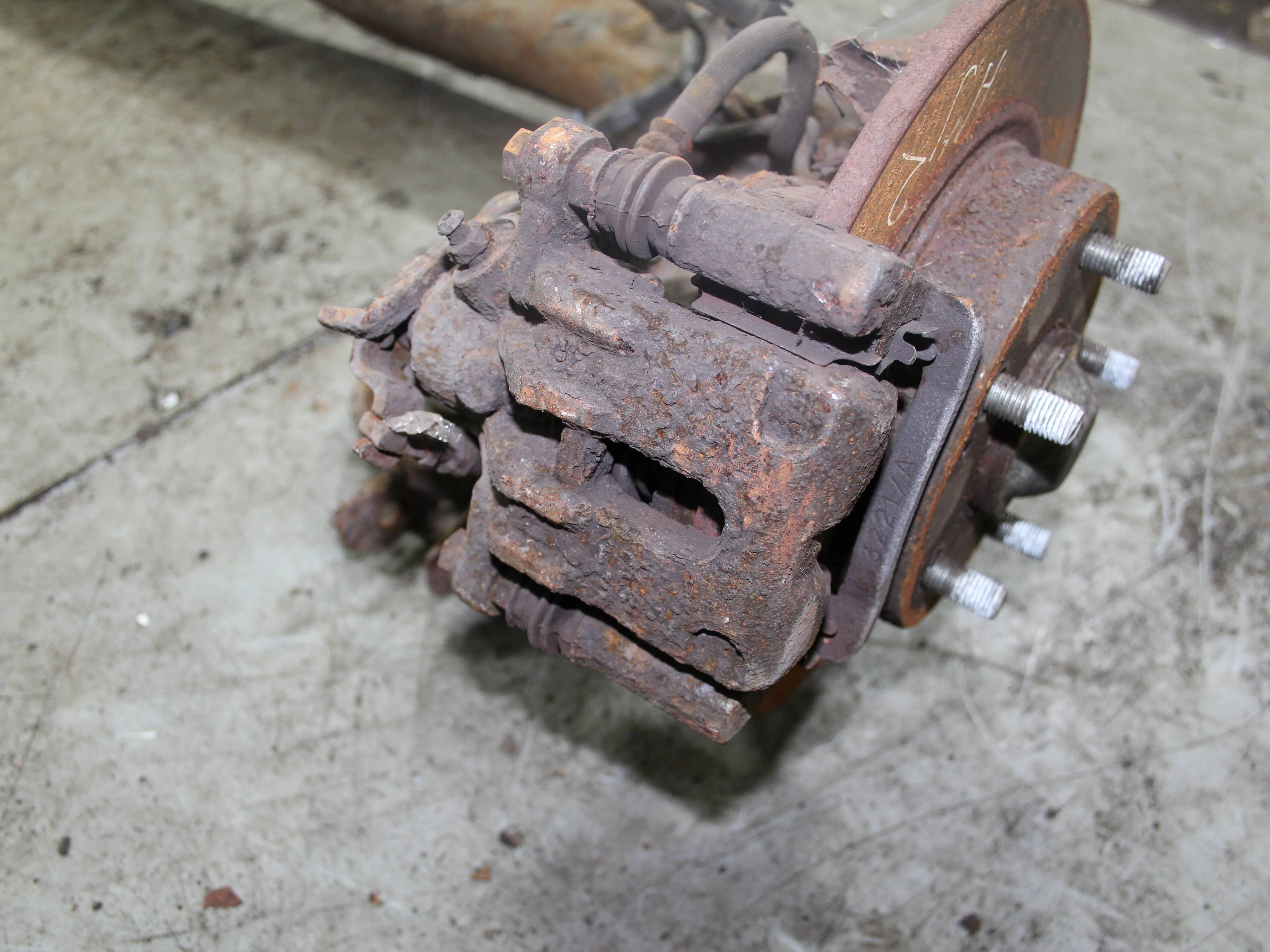 Суппорт задний правый HONDA Civic VIII (2005—2009)