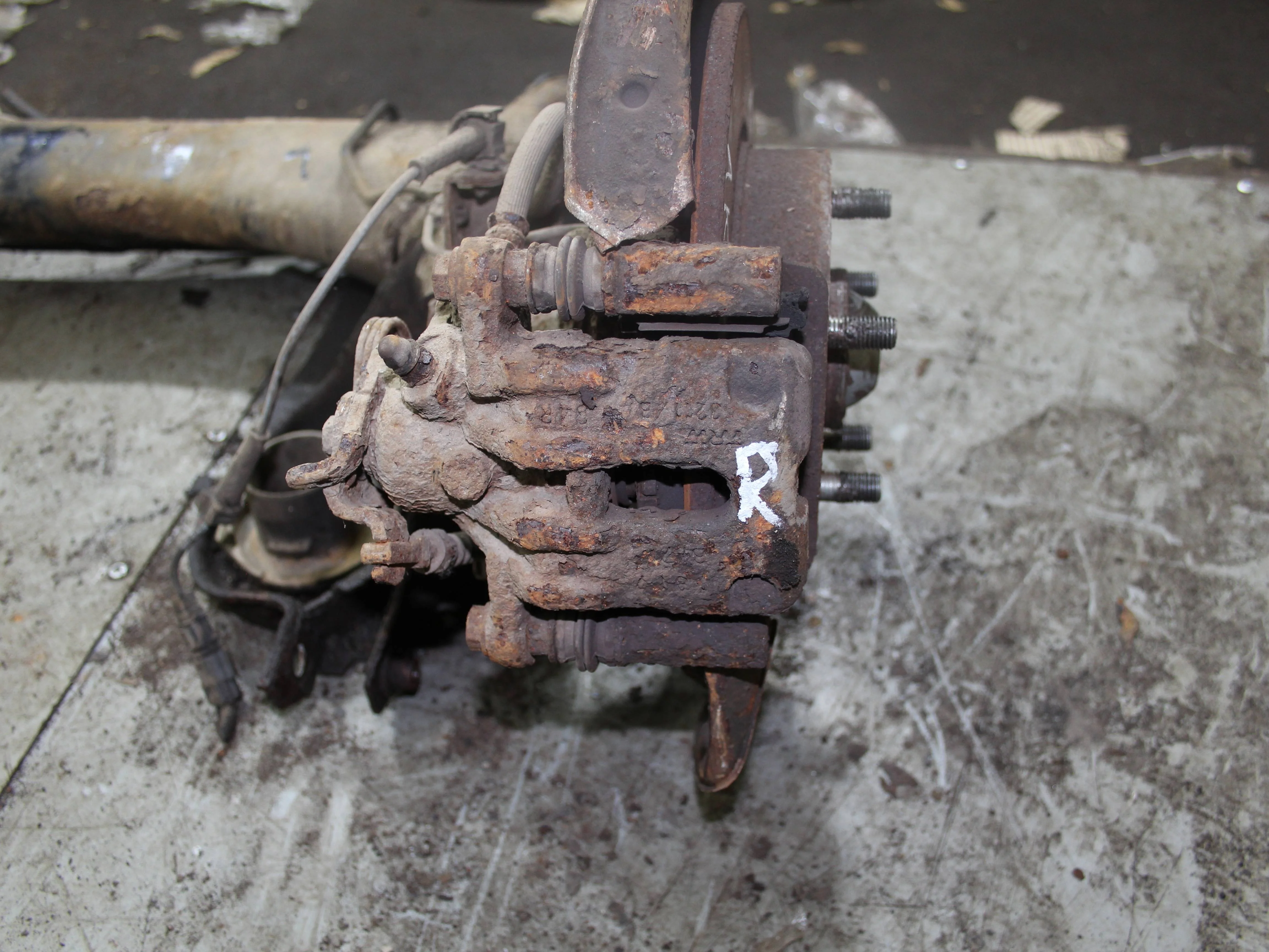 Суппорт задний правый HONDA Civic VIII (2005—2009)