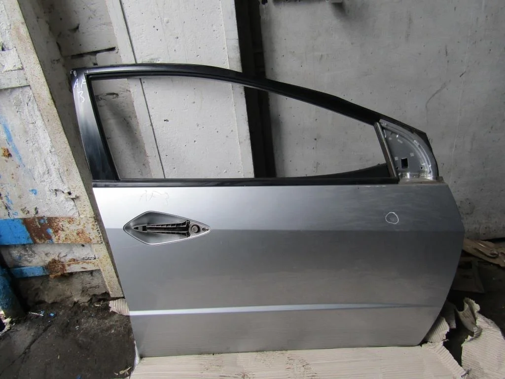 Дверь передняя правая HONDA Civic VIII (2005—2009)