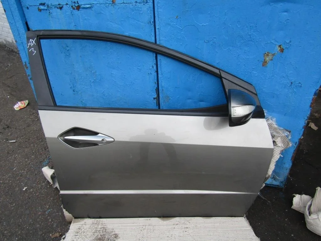 Дверь передняя правая HONDA Civic VIII (2005—2009)