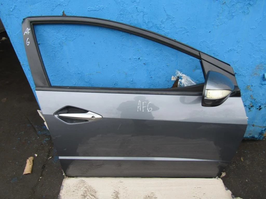 Дверь передняя правая HONDA Civic VIII (2005—2009)