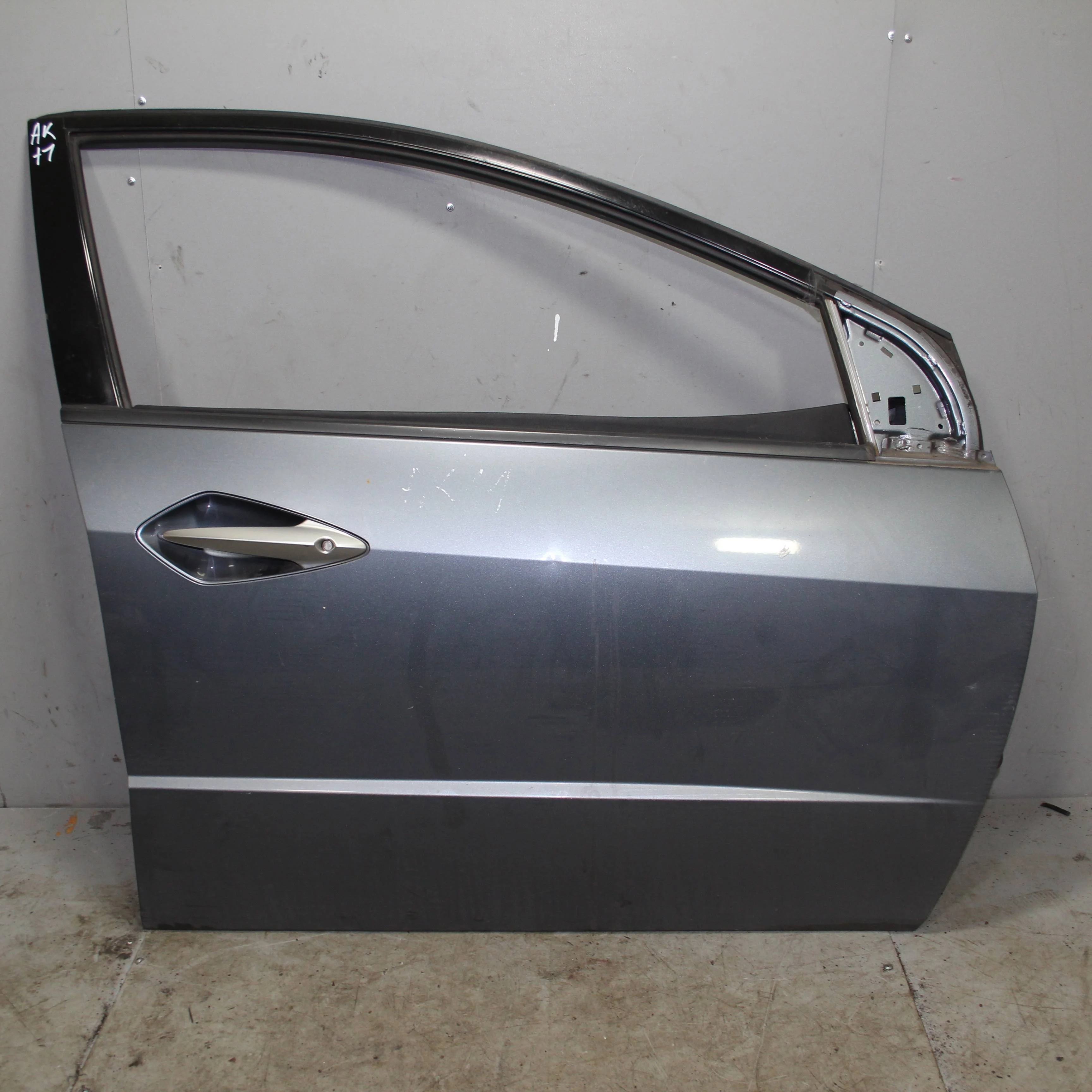 Дверь передняя правая HONDA Civic VIII (2005—2009)