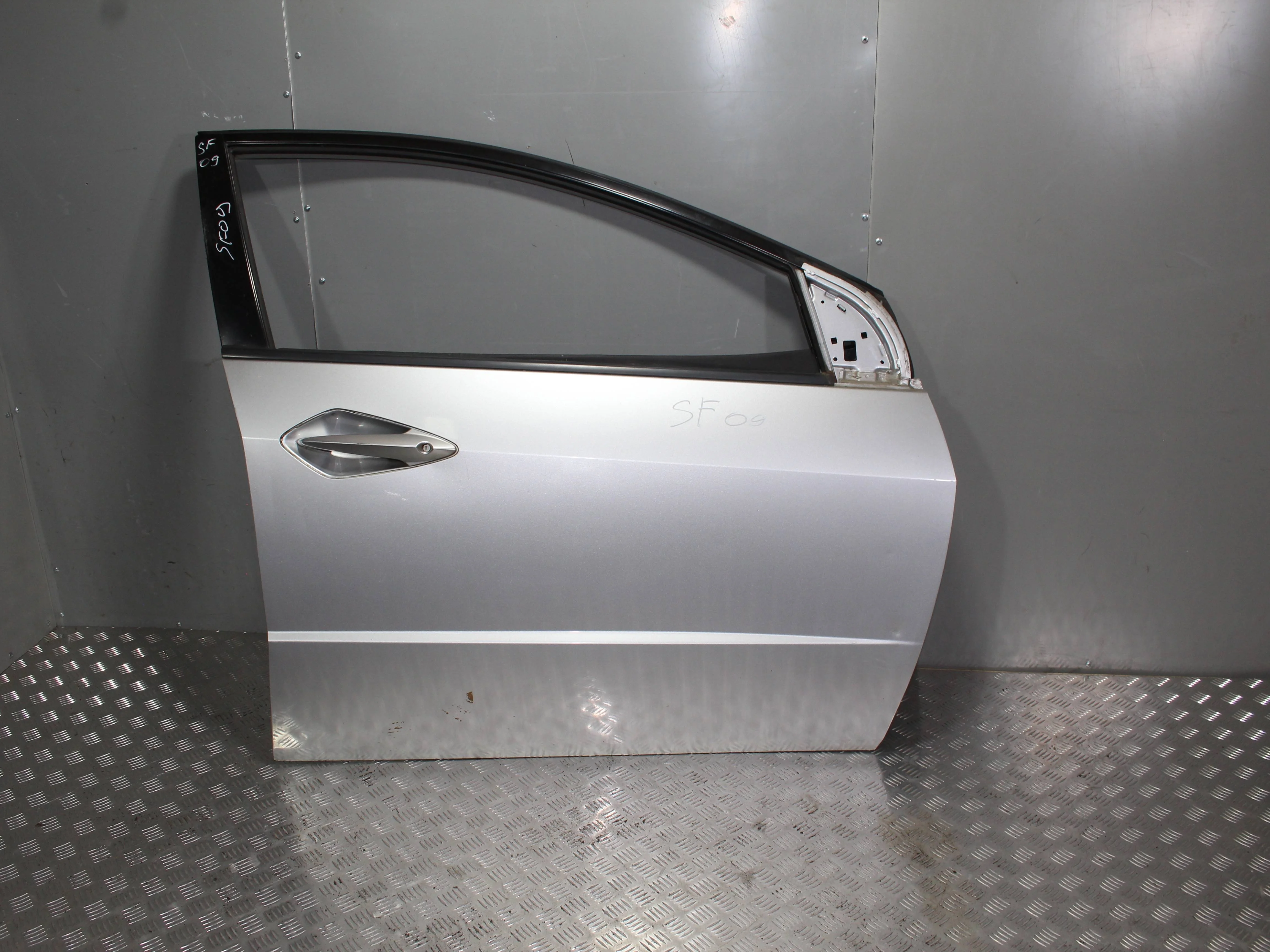 Дверь передняя правая HONDA Civic VIII (2005—2009)