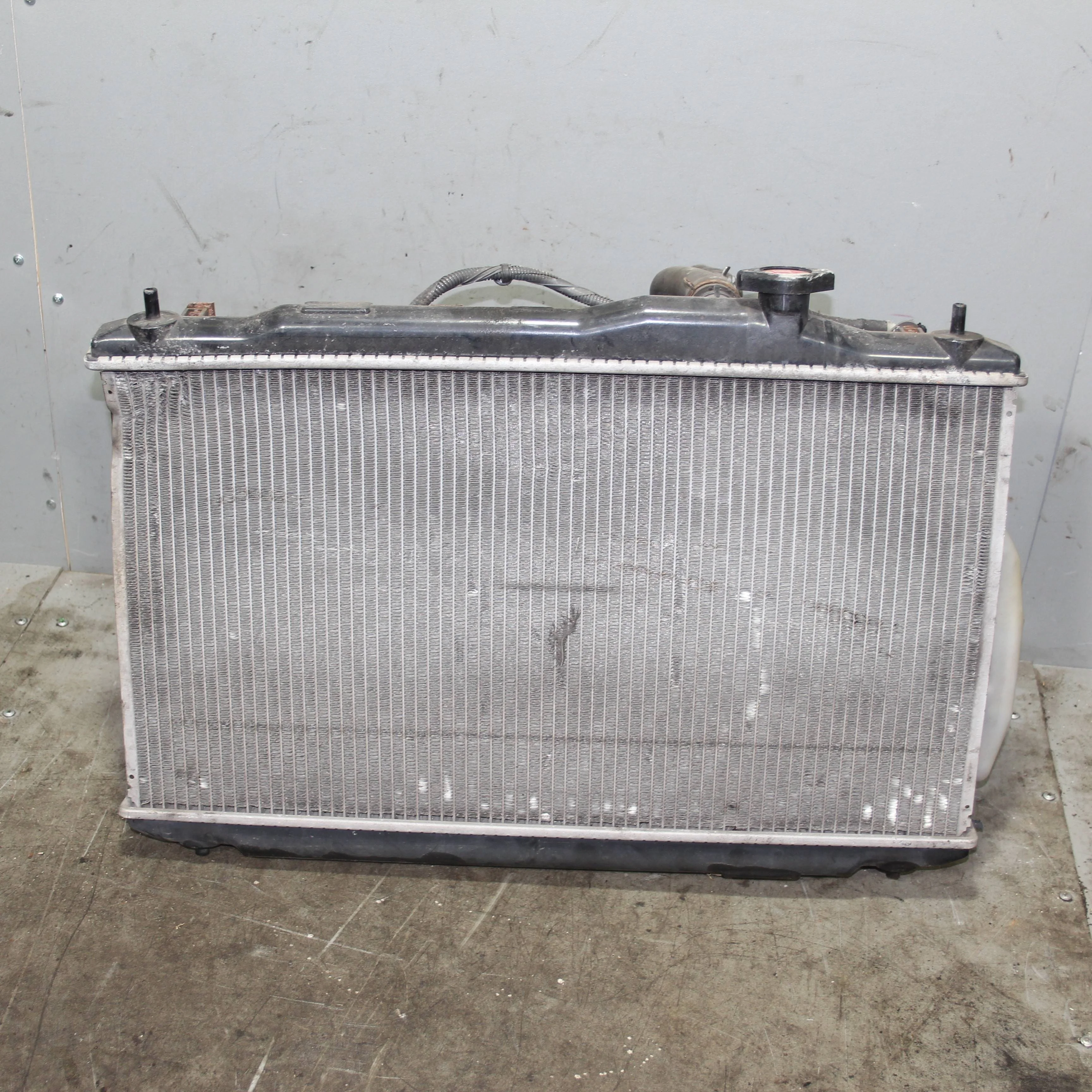 Радиатор основной HONDA Civic VIII (2005—2009)